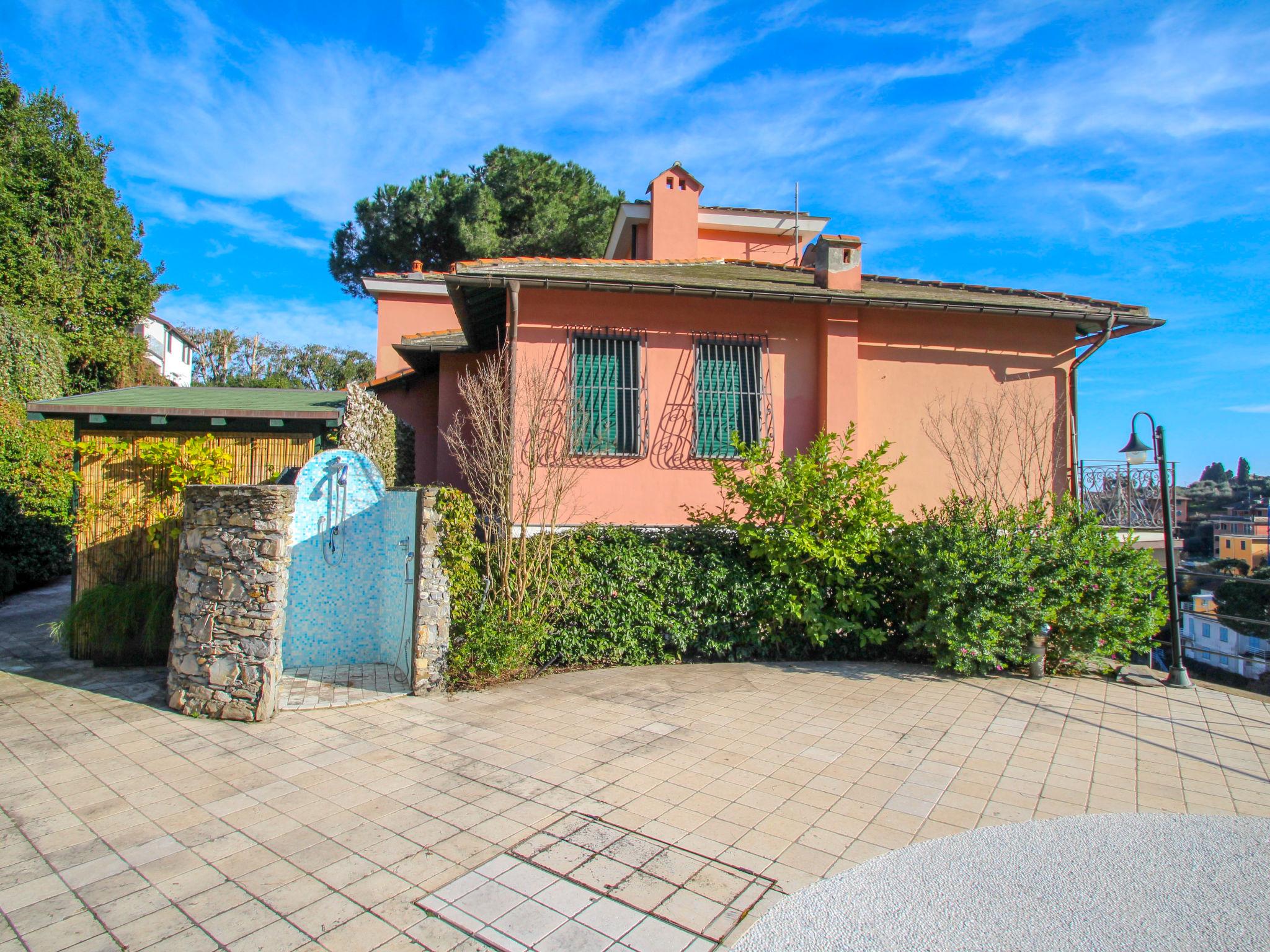 Photo 26 - Appartement de 2 chambres à Rapallo avec piscine et jardin