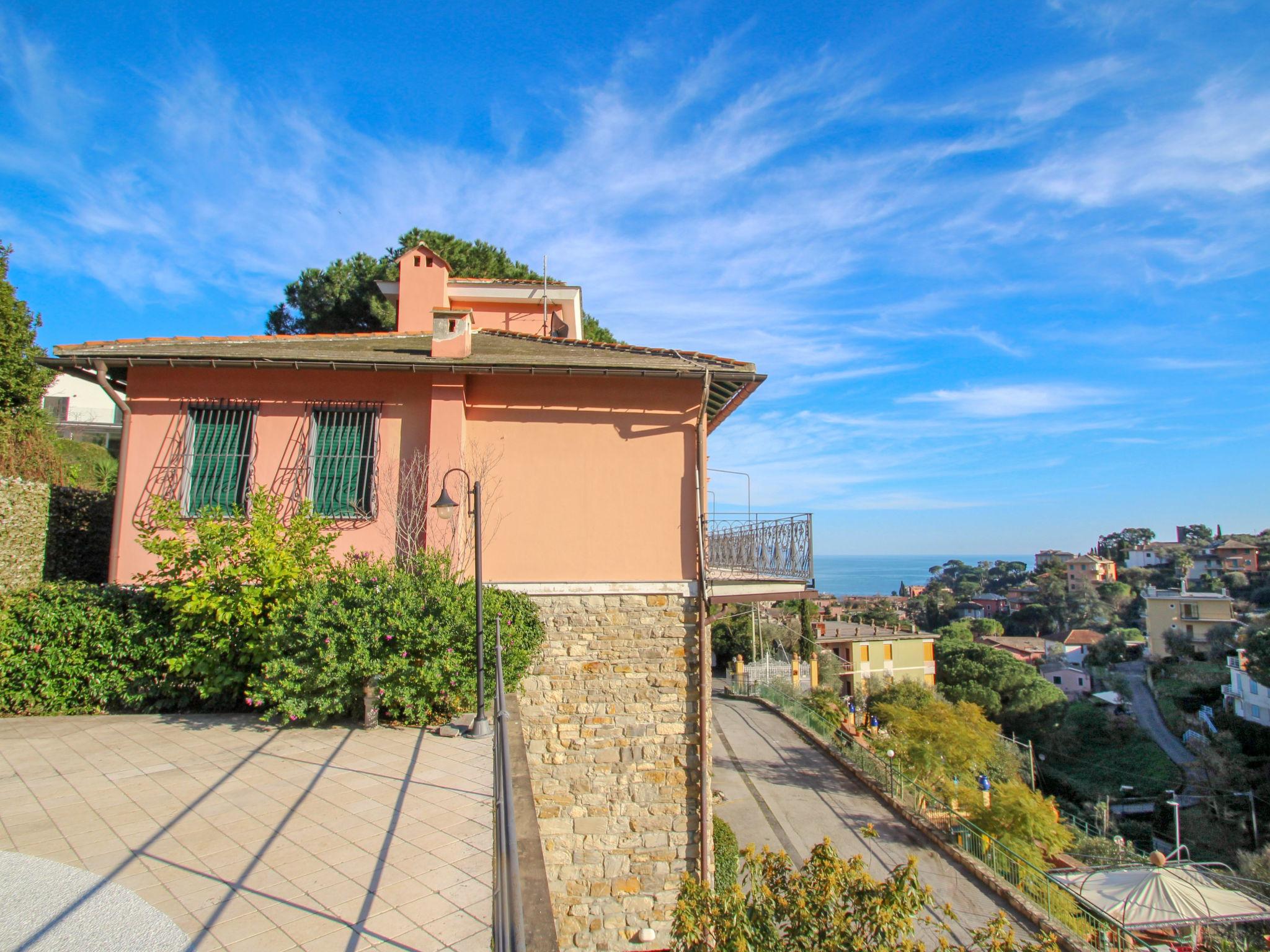 Photo 25 - Appartement de 2 chambres à Rapallo avec piscine et vues à la mer