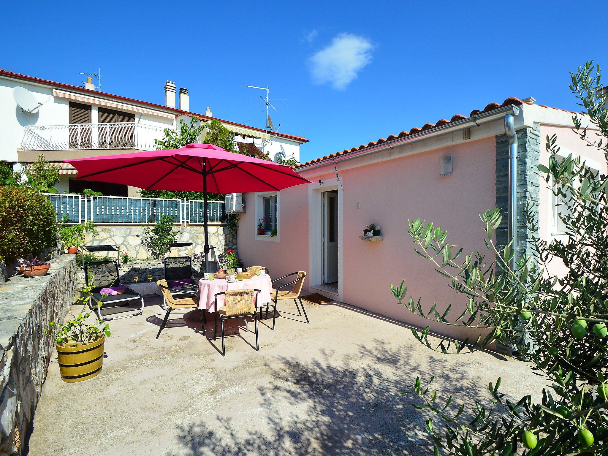 Photo 11 - Appartement de 1 chambre à Sibenik avec jardin et terrasse