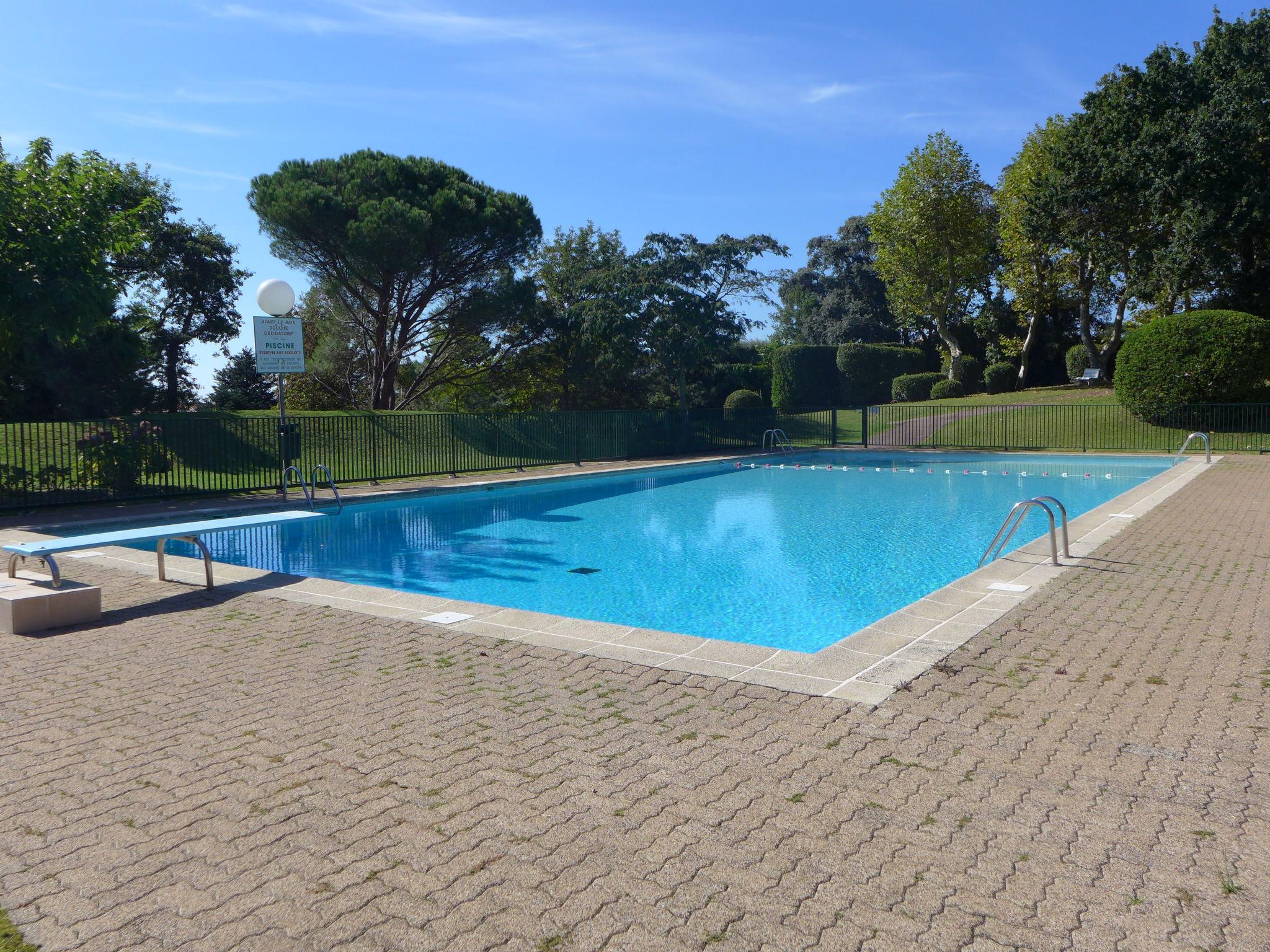 Foto 16 - Apartamento de 1 habitación en Biarritz con piscina y jardín