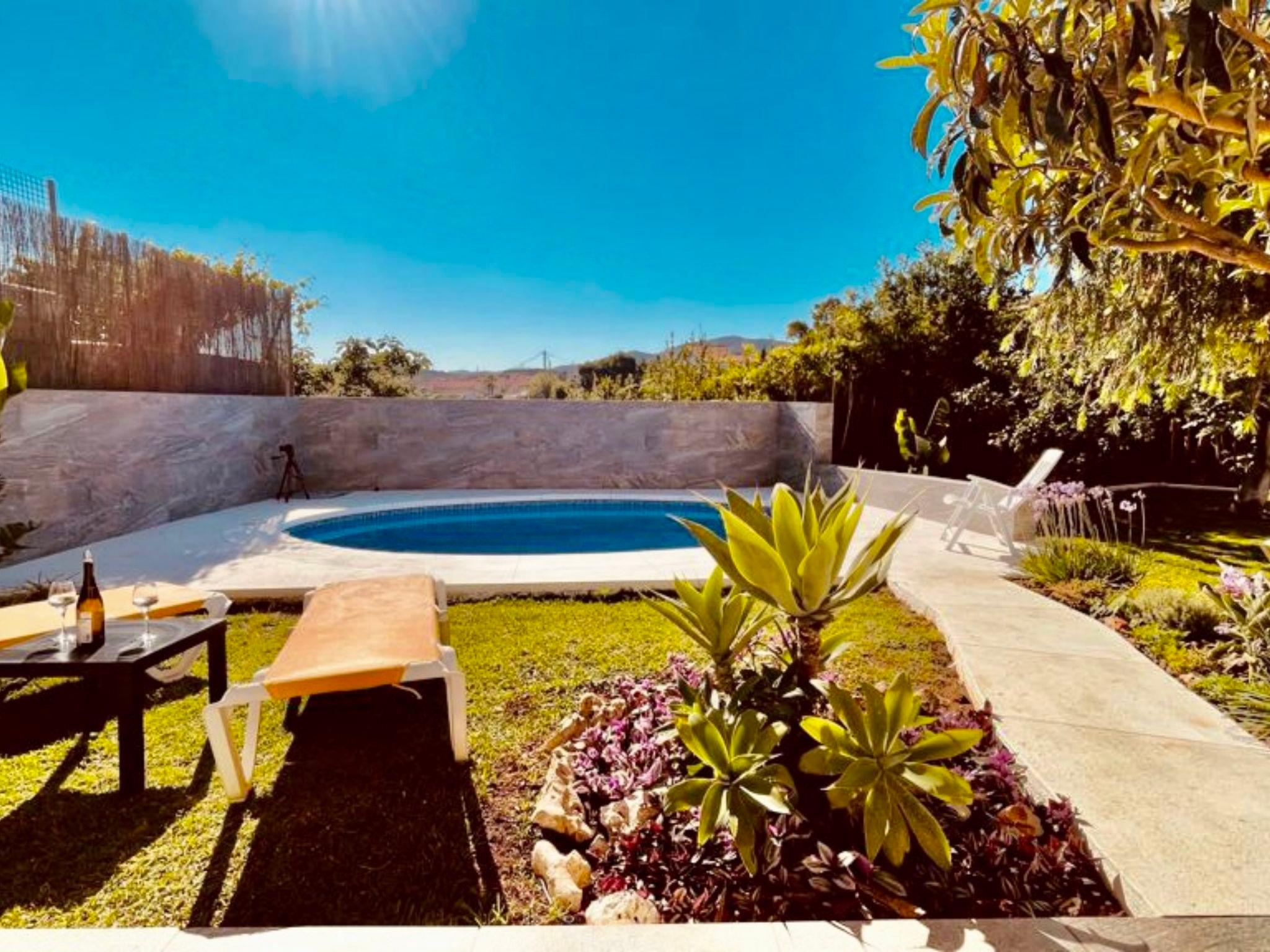 Photo 2 - 4 bedroom House in Vélez-Málaga with private pool and garden