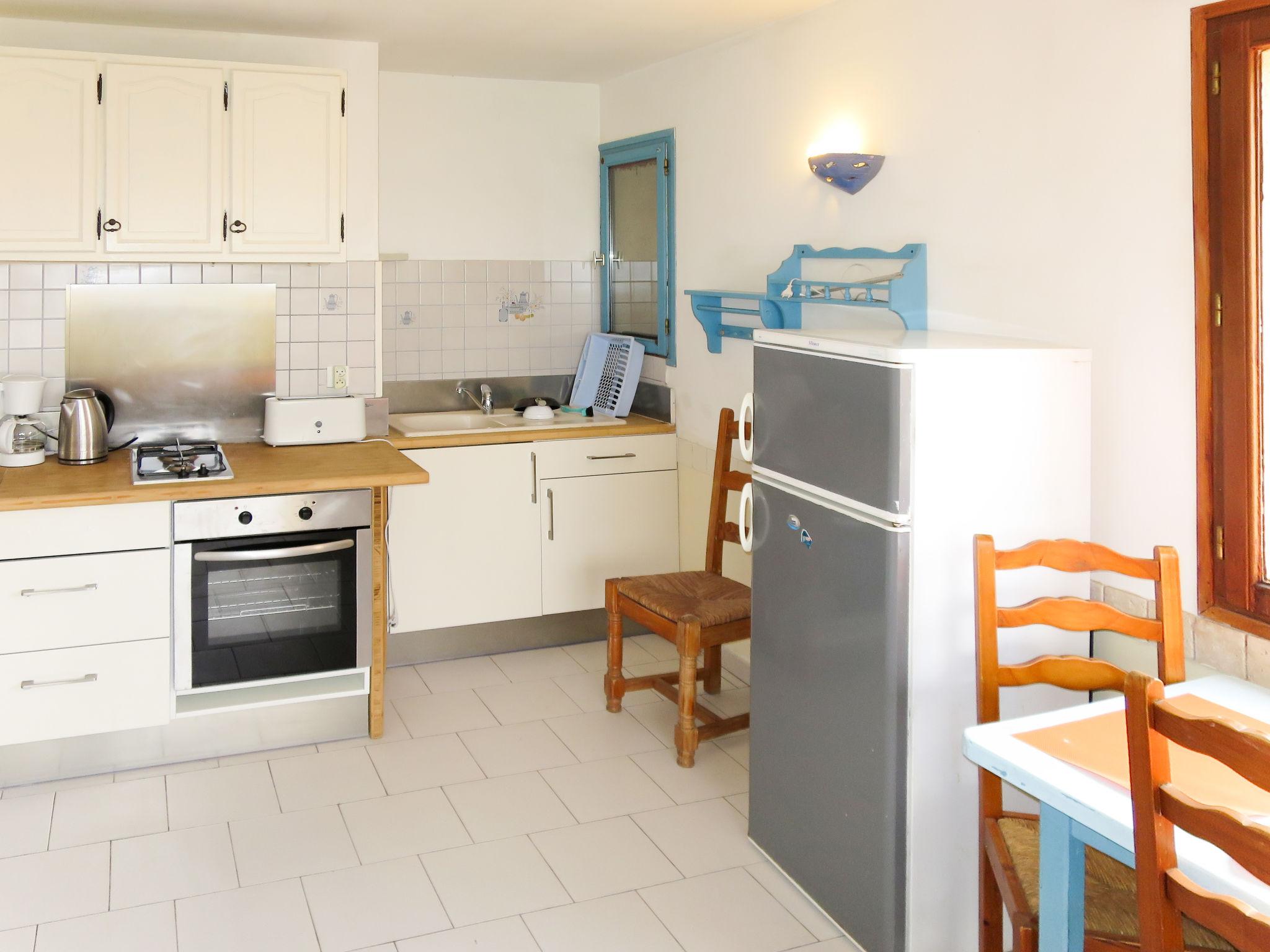 Foto 4 - Apartamento de 1 habitación en L'Île-Rousse con piscina y vistas al mar