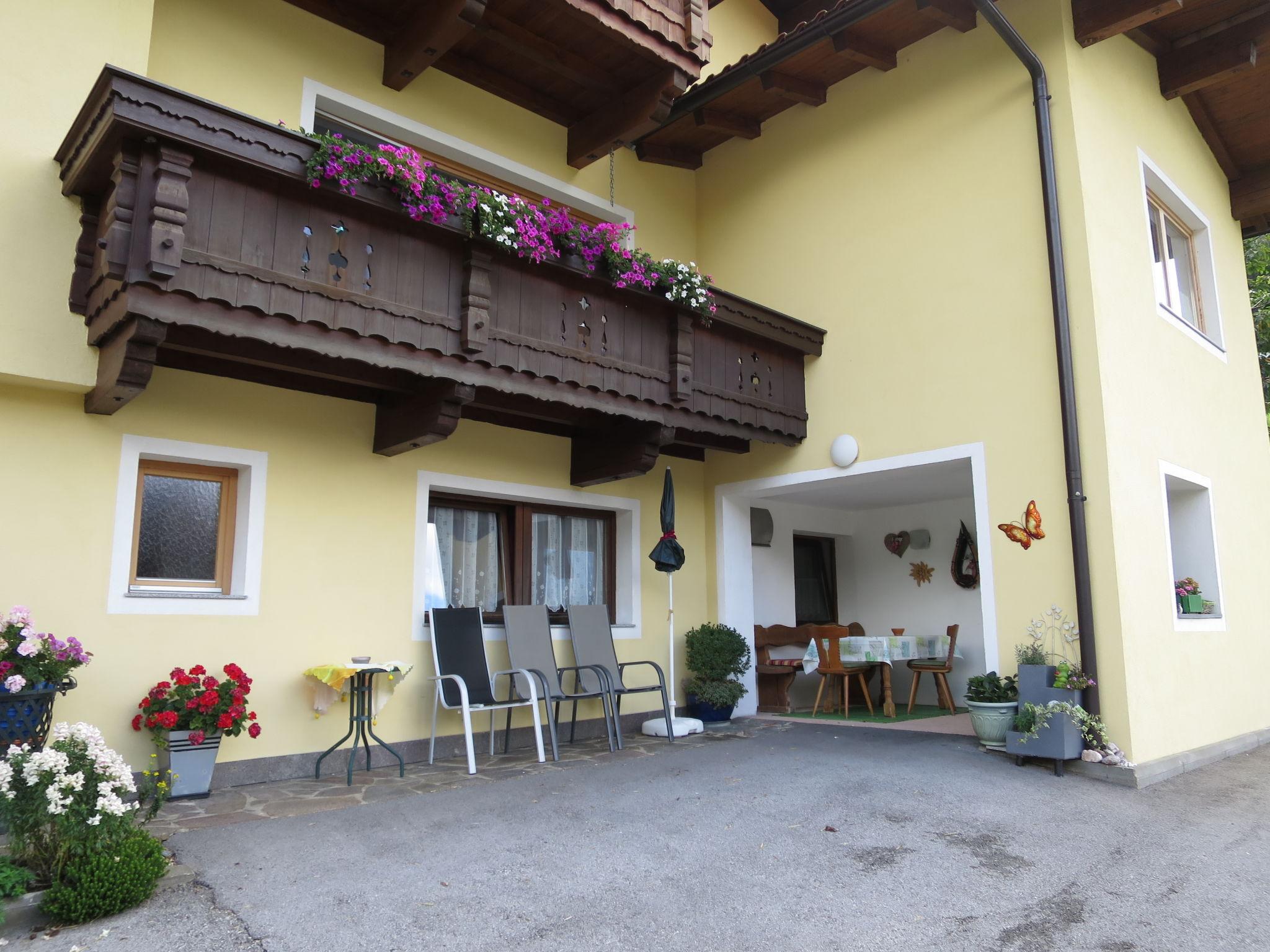 Foto 13 - Apartamento de 1 habitación en Ramsau im Zillertal con terraza y vistas a la montaña