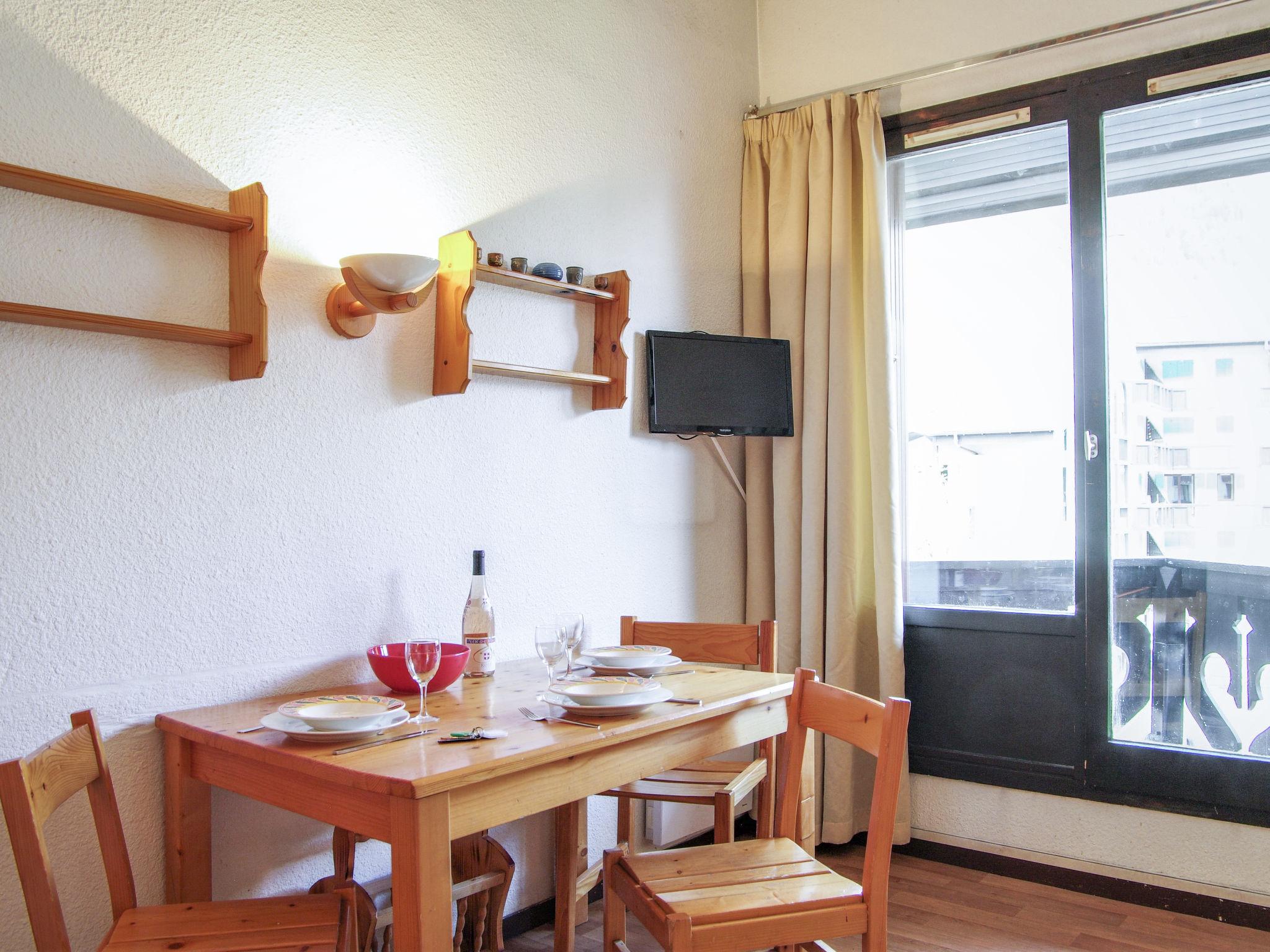 Photo 1 - Apartment in Chamonix-Mont-Blanc with mountain view