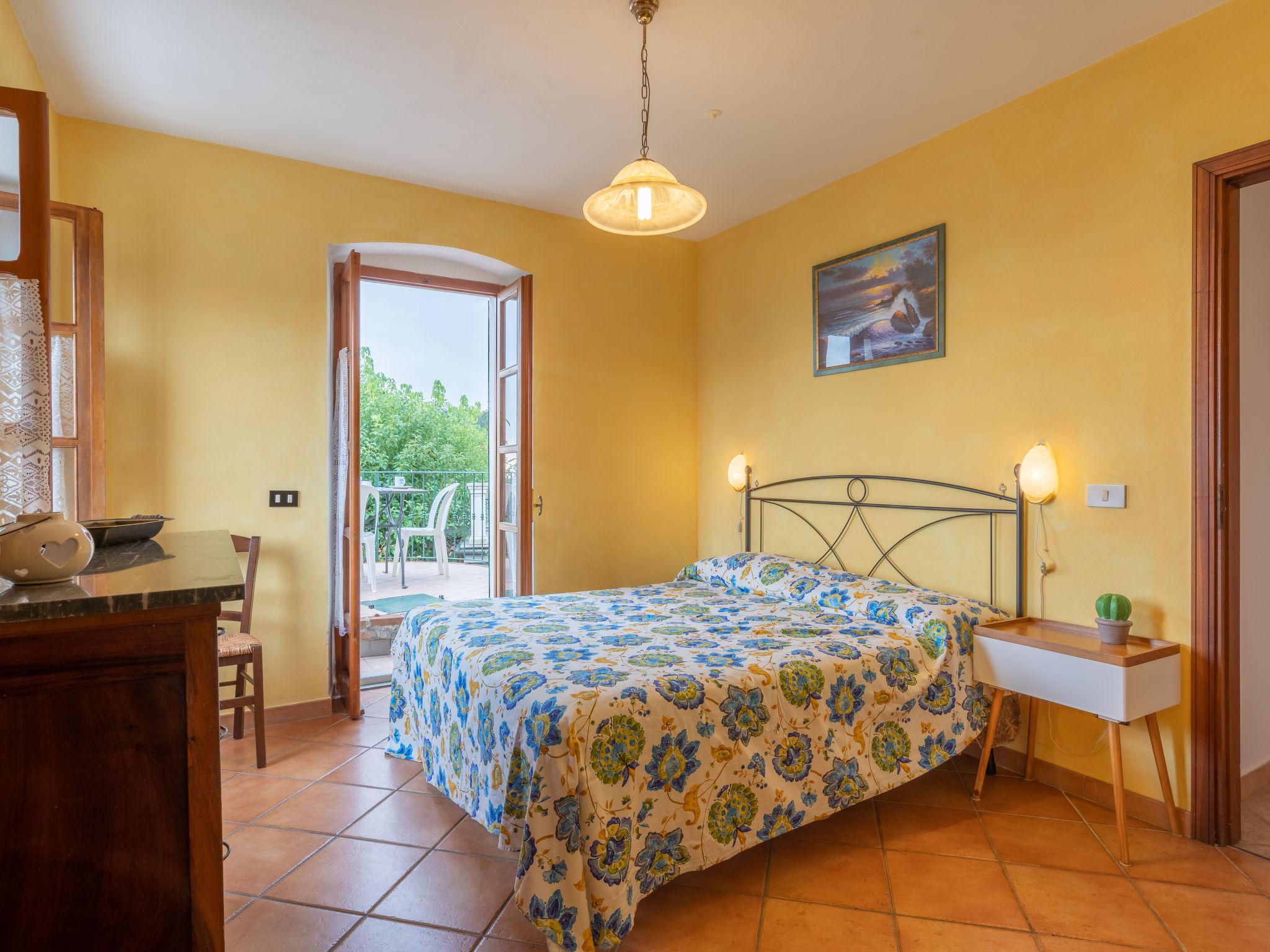 Foto 3 - Appartamento con 2 camere da letto a Prelà con piscina e giardino
