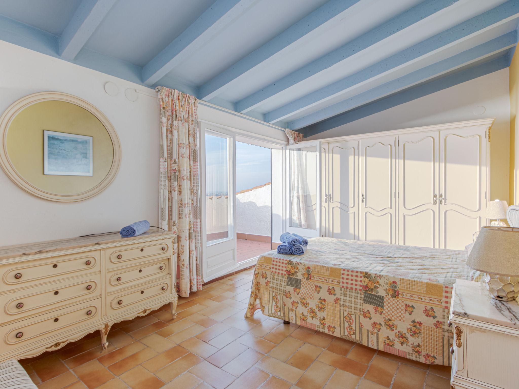 Foto 11 - Casa con 4 camere da letto a Roses con piscina privata e vista mare