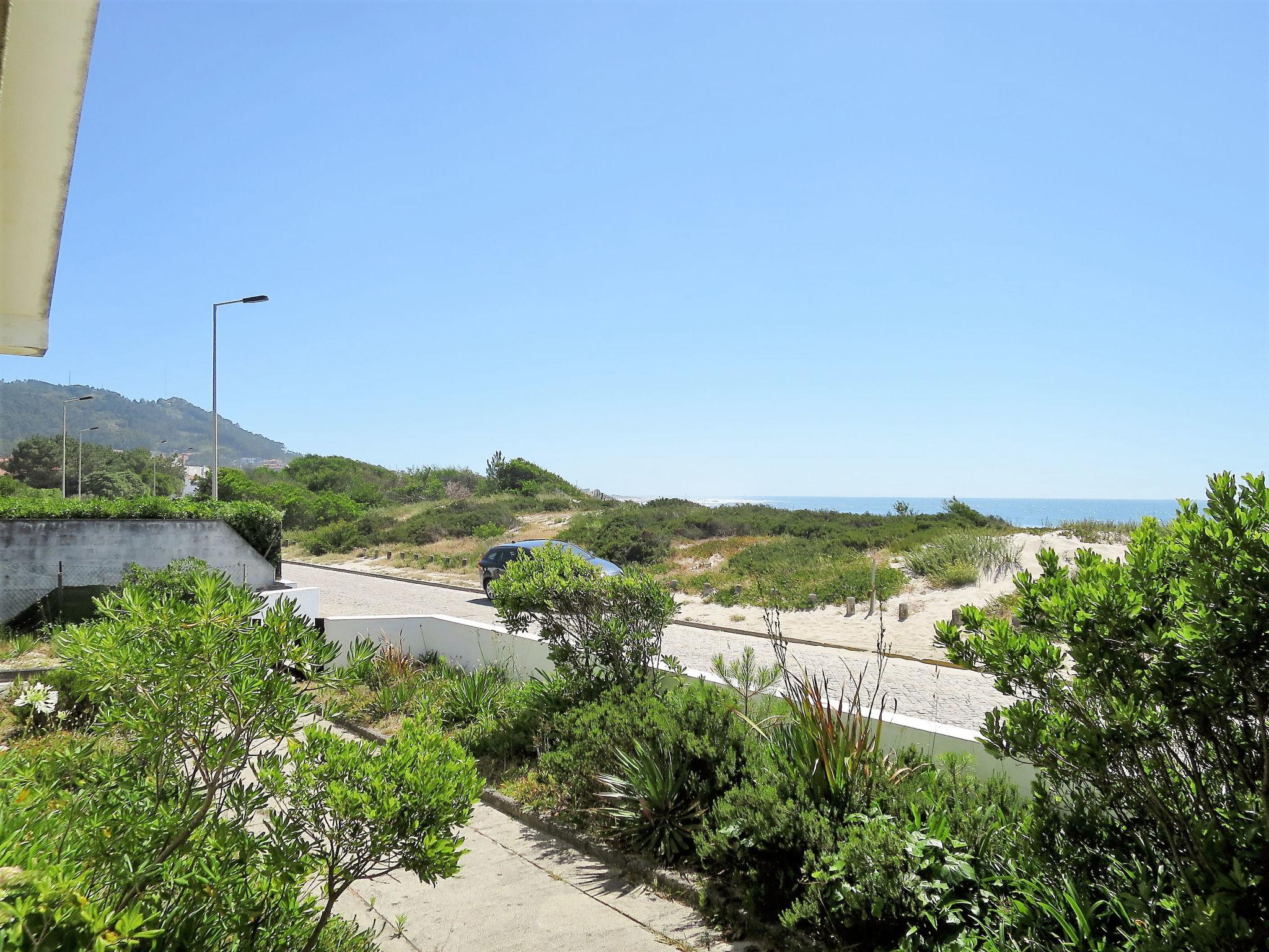 Foto 3 - Casa de 4 habitaciones en Caminha con terraza