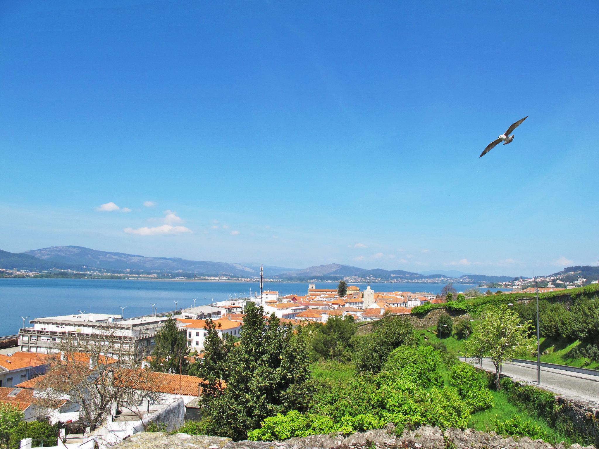 Photo 32 - Maison de 3 chambres à Caminha avec jardin et terrasse