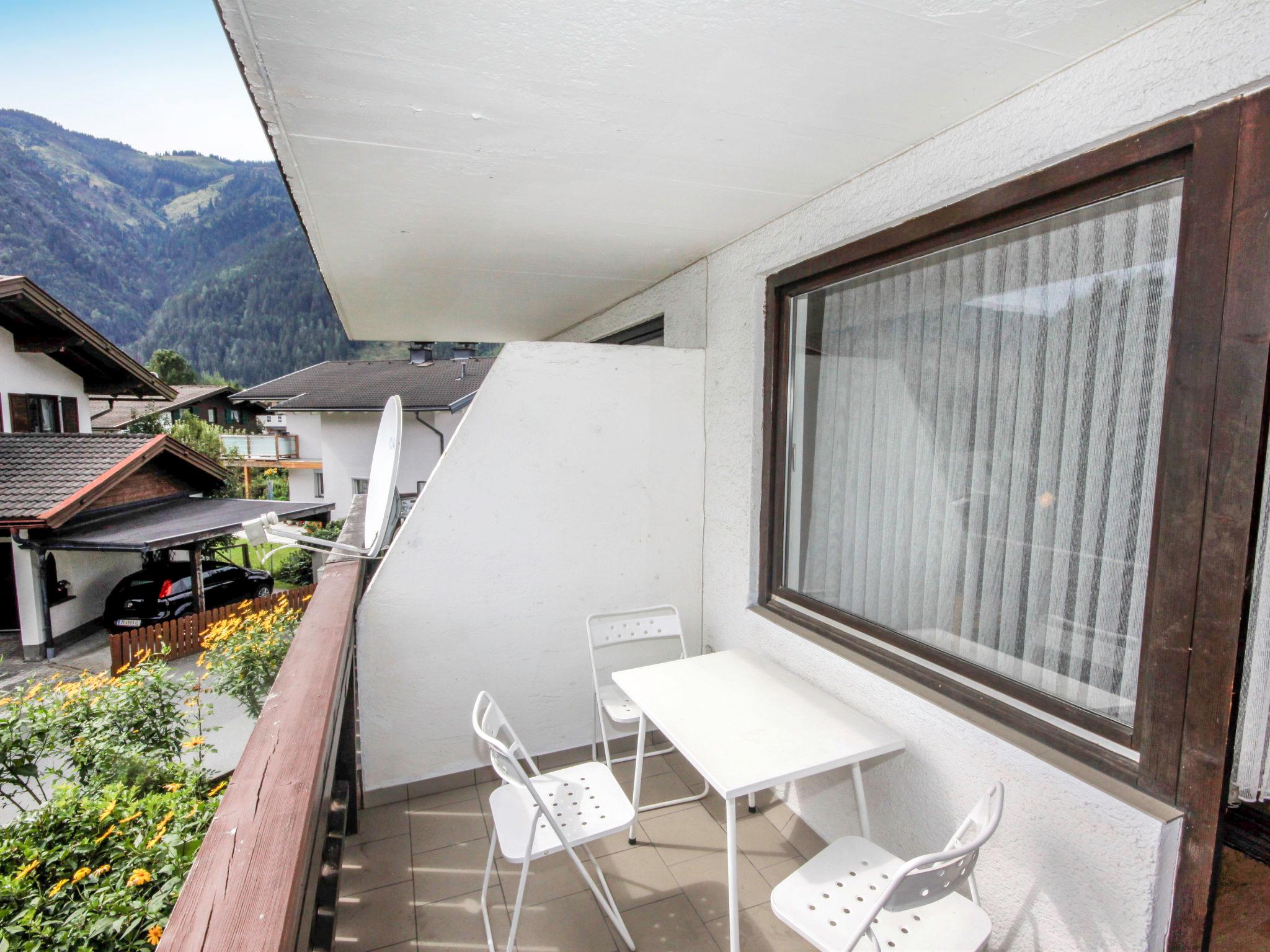 Photo 2 - Appartement de 1 chambre à Maishofen avec vues sur la montagne