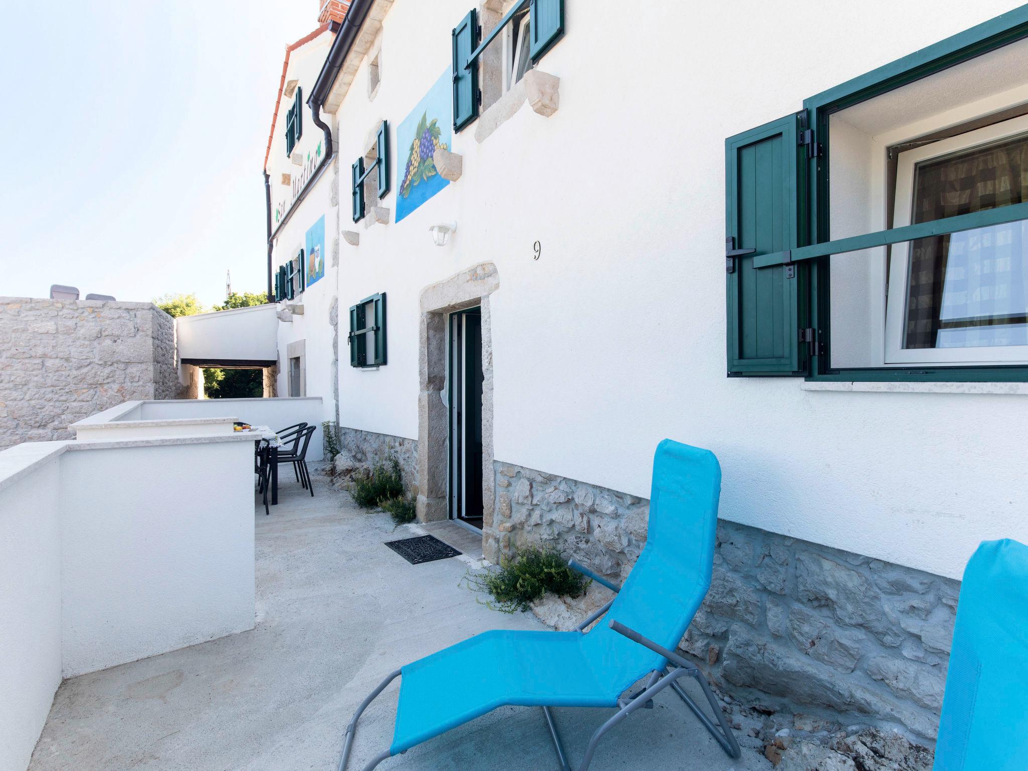 Photo 24 - Maison de 2 chambres à Mošćenička Draga avec jardin et terrasse