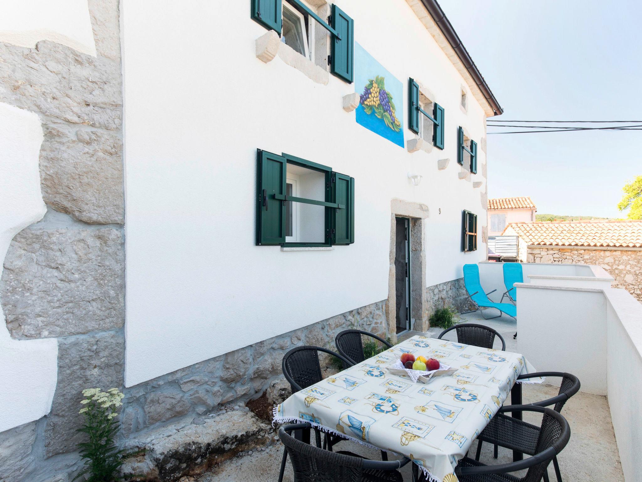 Photo 25 - Maison de 2 chambres à Mošćenička Draga avec jardin et terrasse