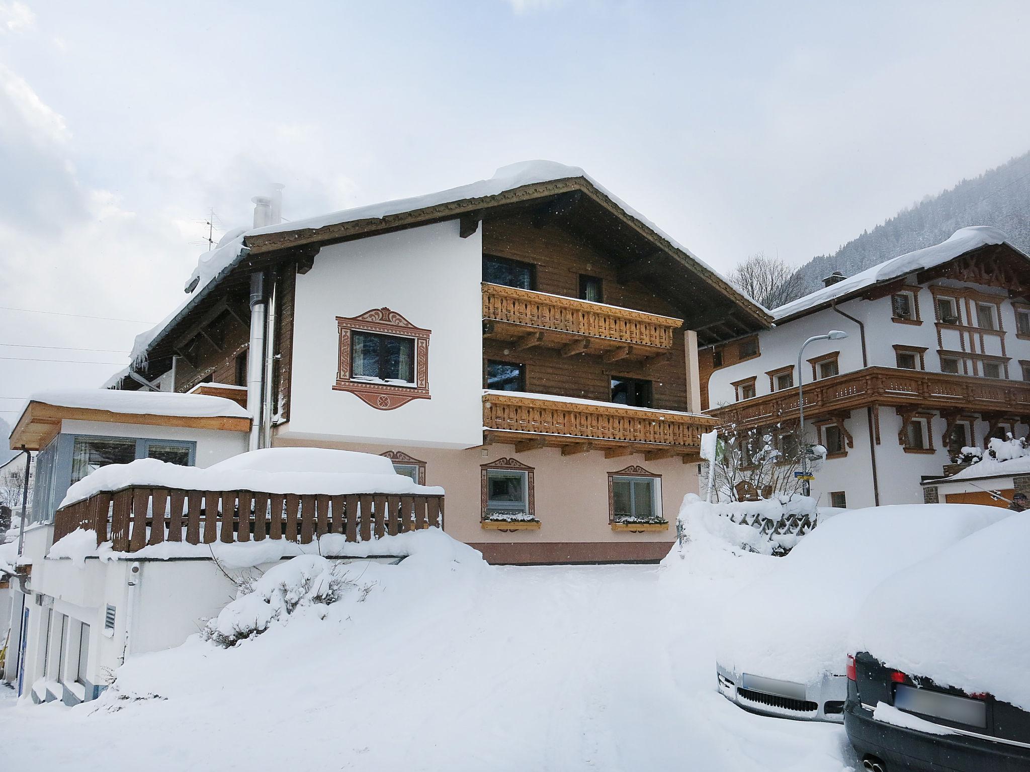 Foto 24 - Apartamento de 3 habitaciones en Sankt Anton am Arlberg con jardín y vistas a la montaña