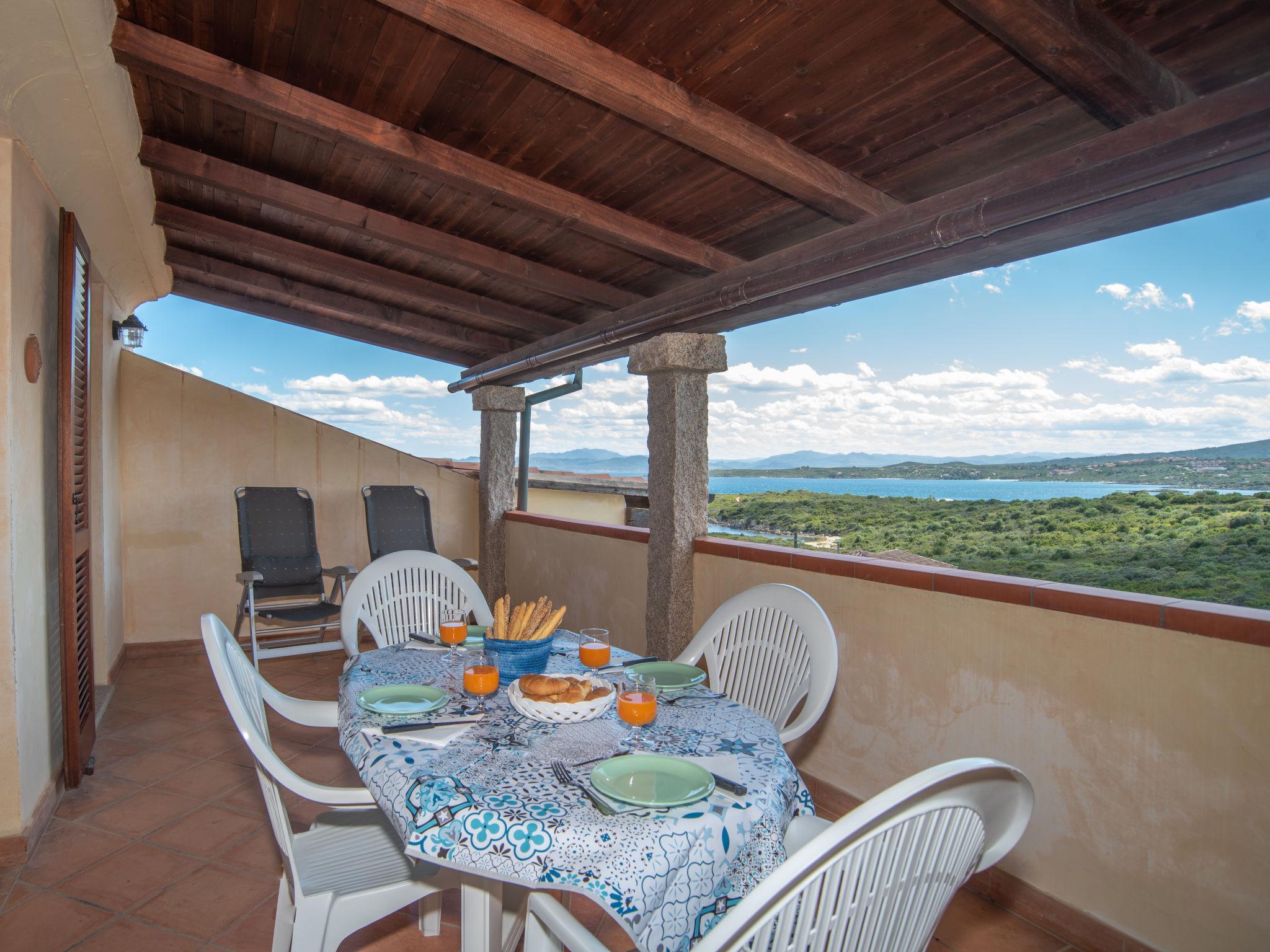 Foto 5 - Apartamento de 2 quartos em Golfo Aranci com terraço e vistas do mar