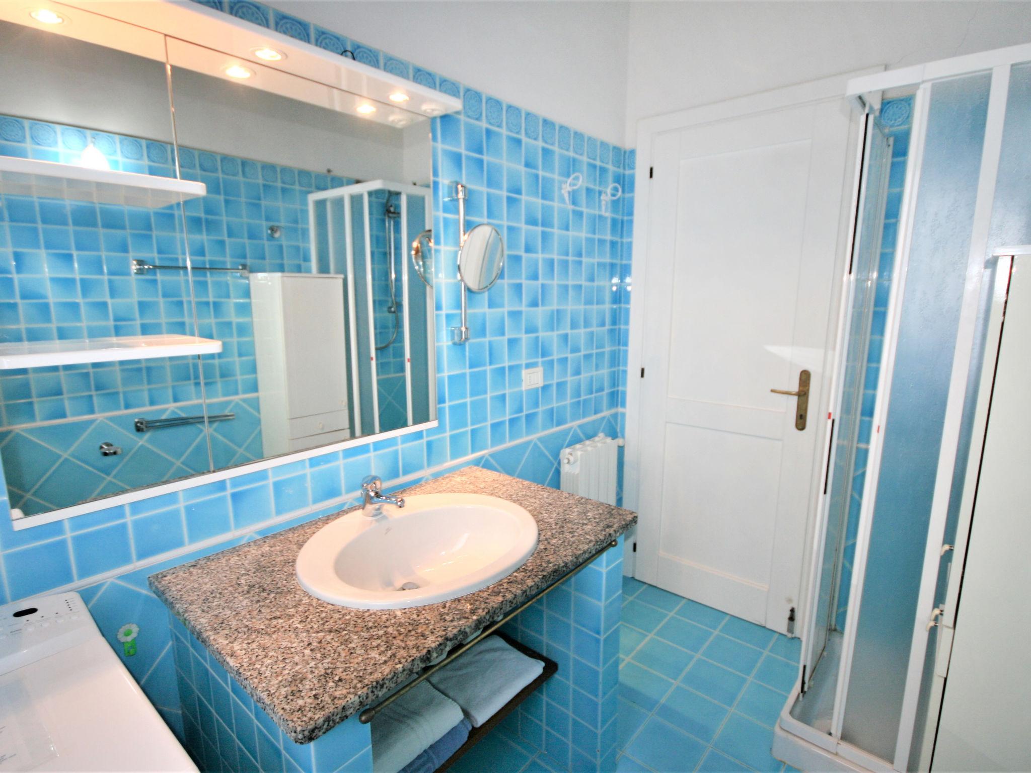 Photo 15 - Appartement de 2 chambres à Golfo Aranci avec terrasse et vues à la mer
