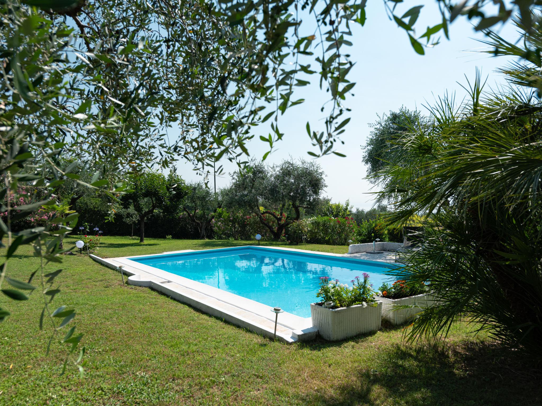 Foto 19 - Casa con 3 camere da letto a Soiano del Lago con piscina privata e giardino