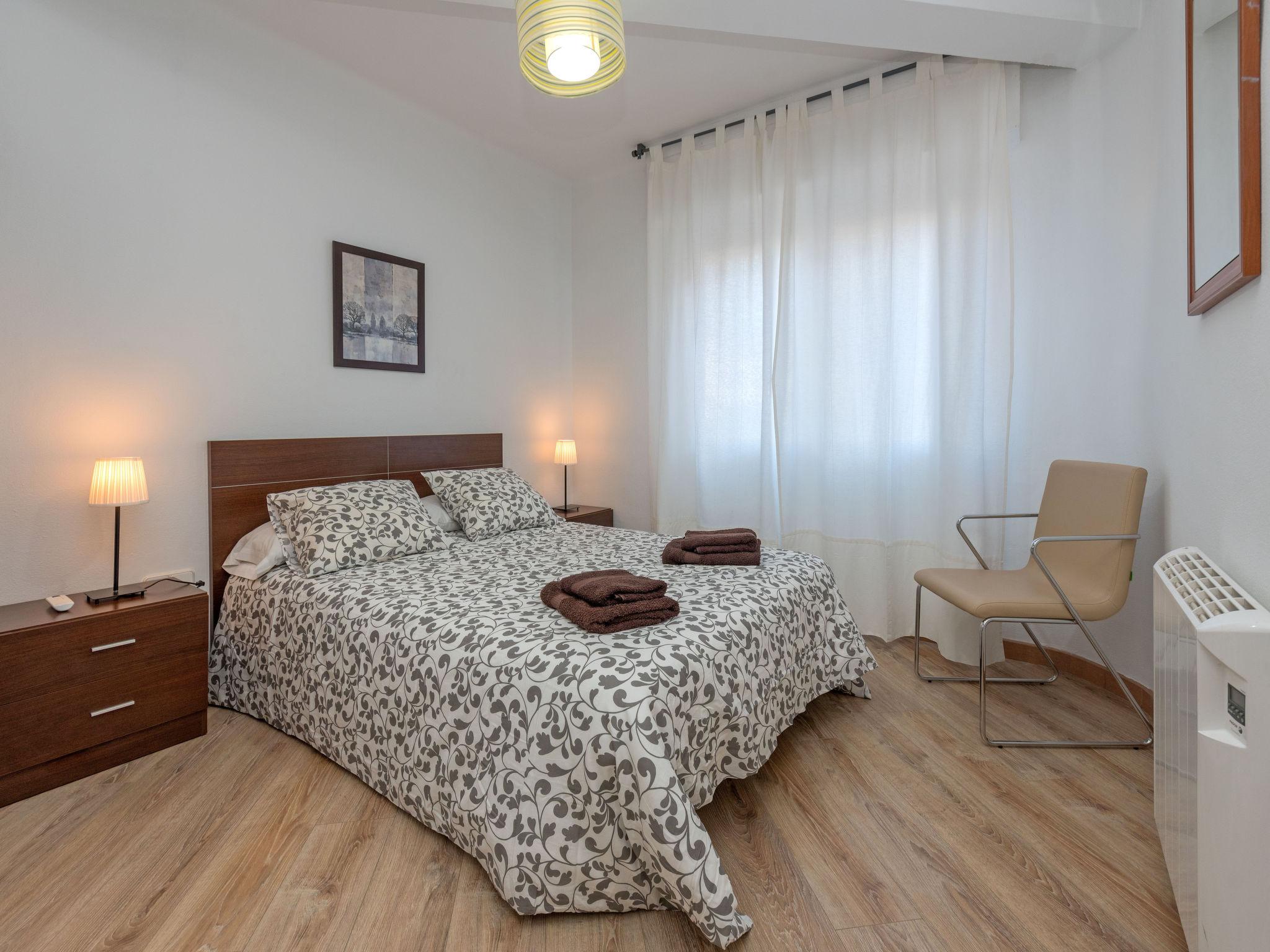Photo 4 - 4 bedroom Apartment in Barcelona