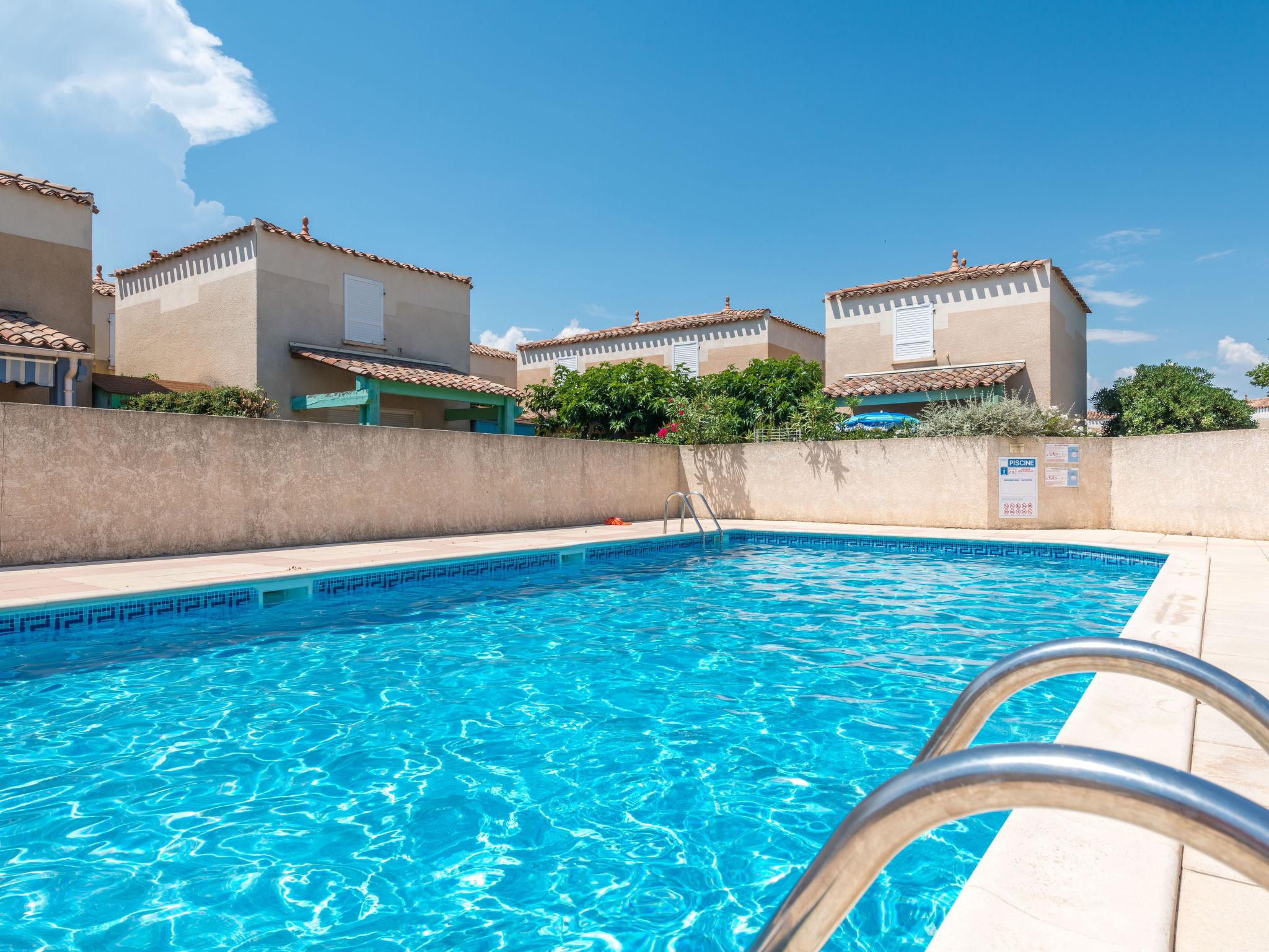 Foto 1 - Casa de 2 habitaciones en Agde con piscina y vistas al mar