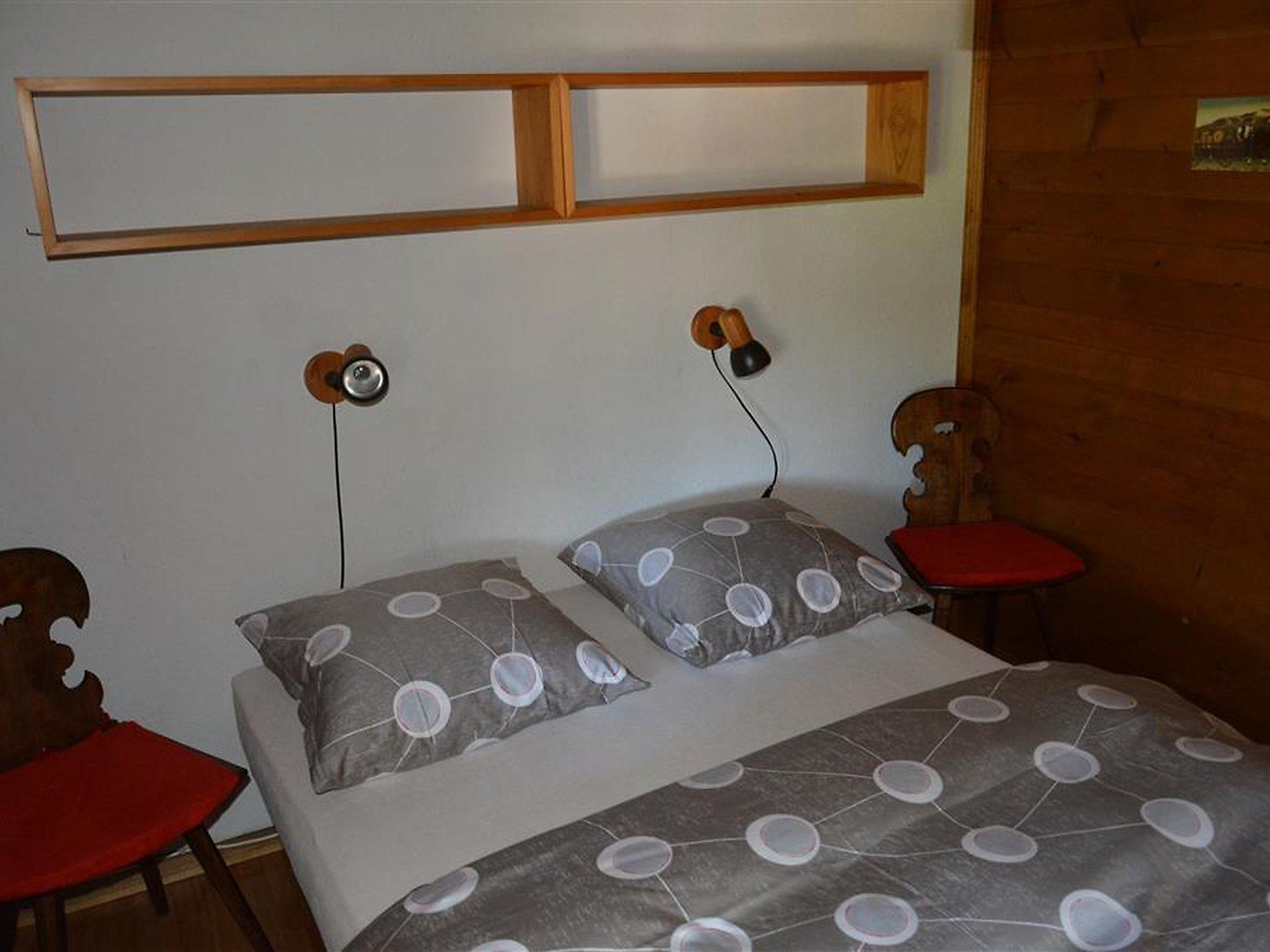 Foto 15 - Appartamento con 2 camere da letto a Saanen