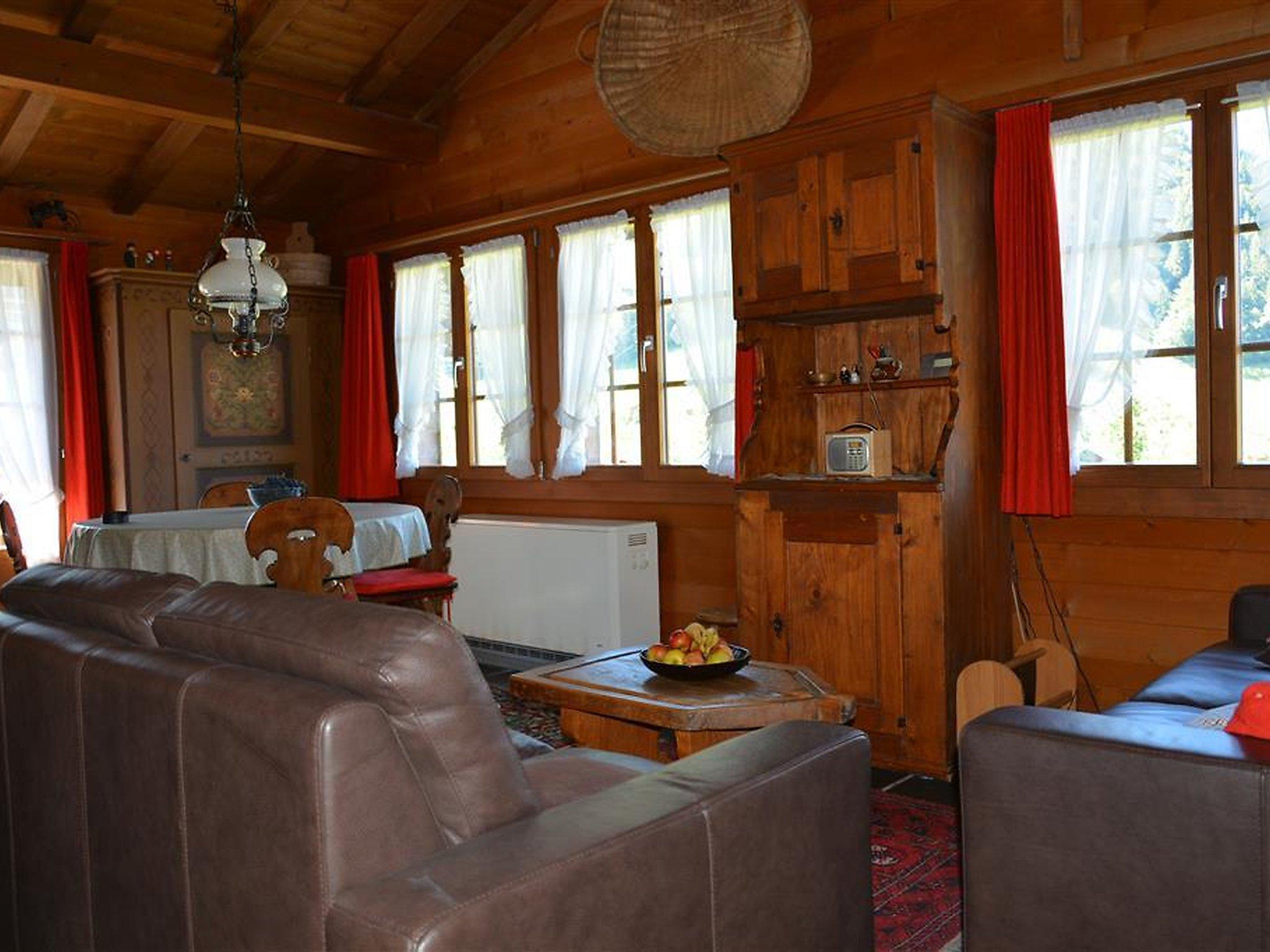 Photo 9 - 2 bedroom Apartment in Saanen