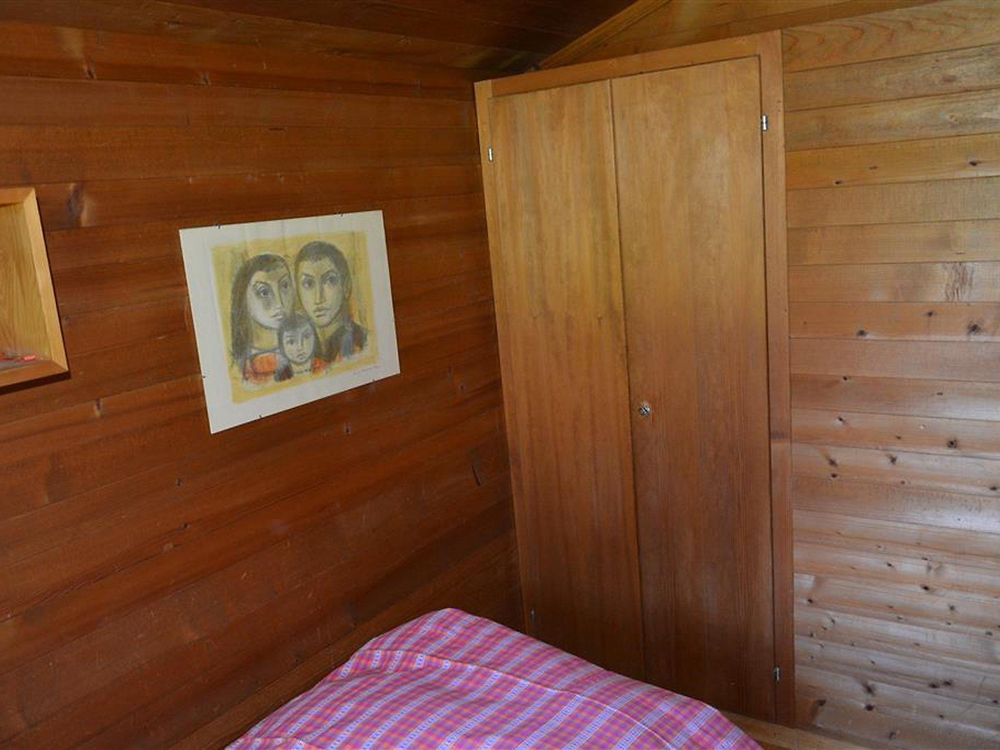 Foto 17 - Appartamento con 2 camere da letto a Saanen