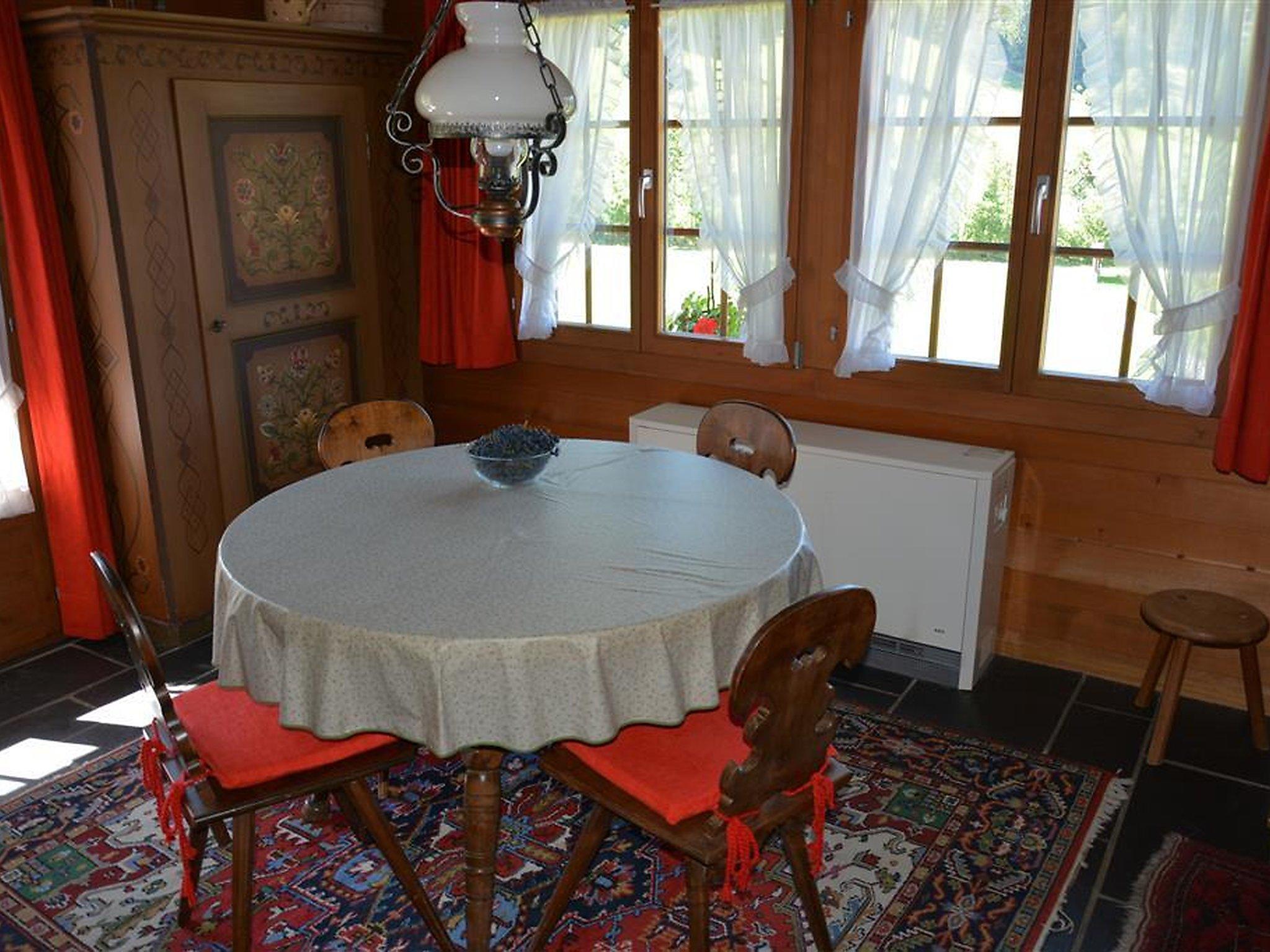 Photo 12 - 2 bedroom Apartment in Saanen