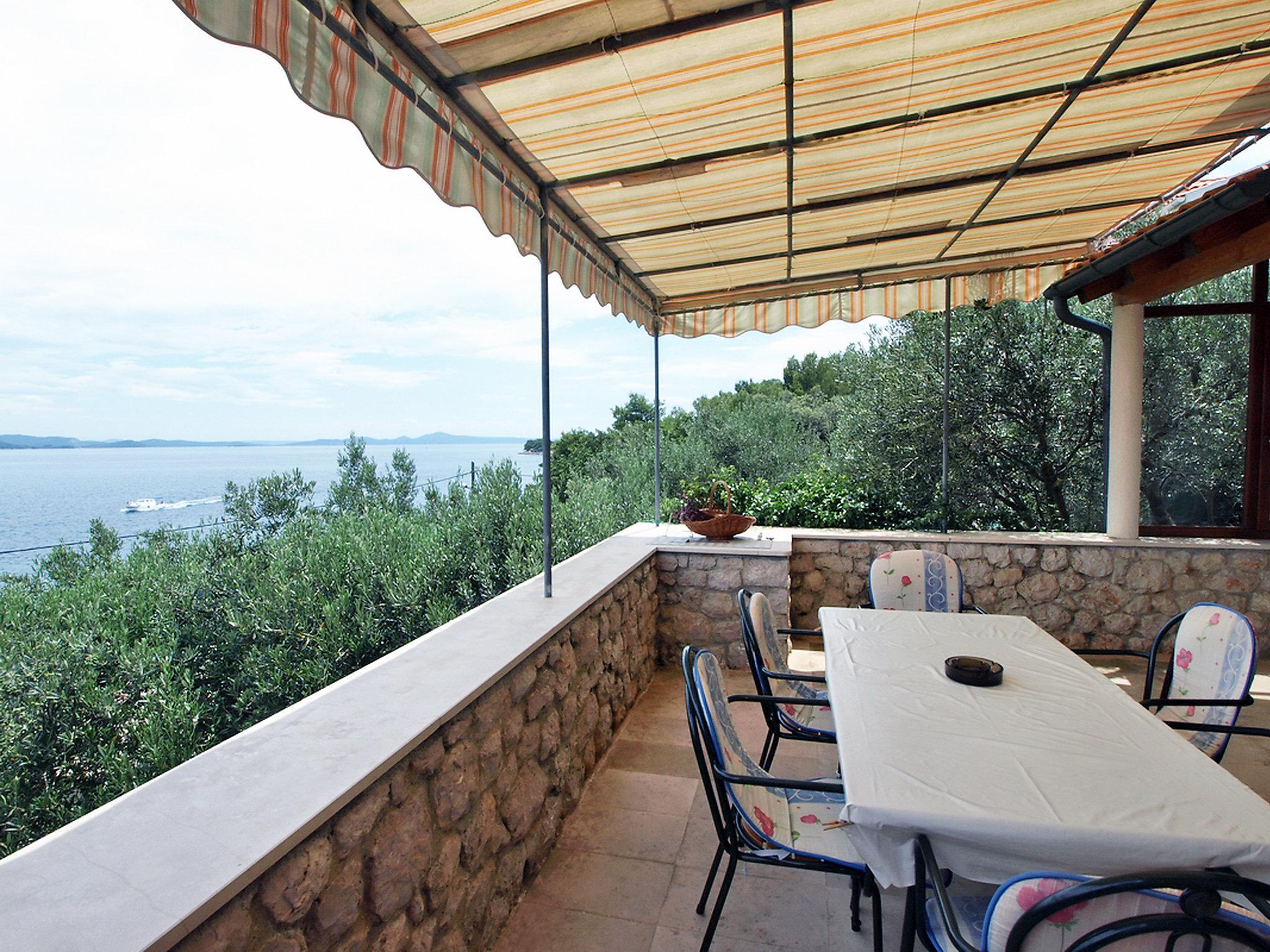 Foto 5 - Apartamento de 3 quartos em Zadar com terraço e vistas do mar