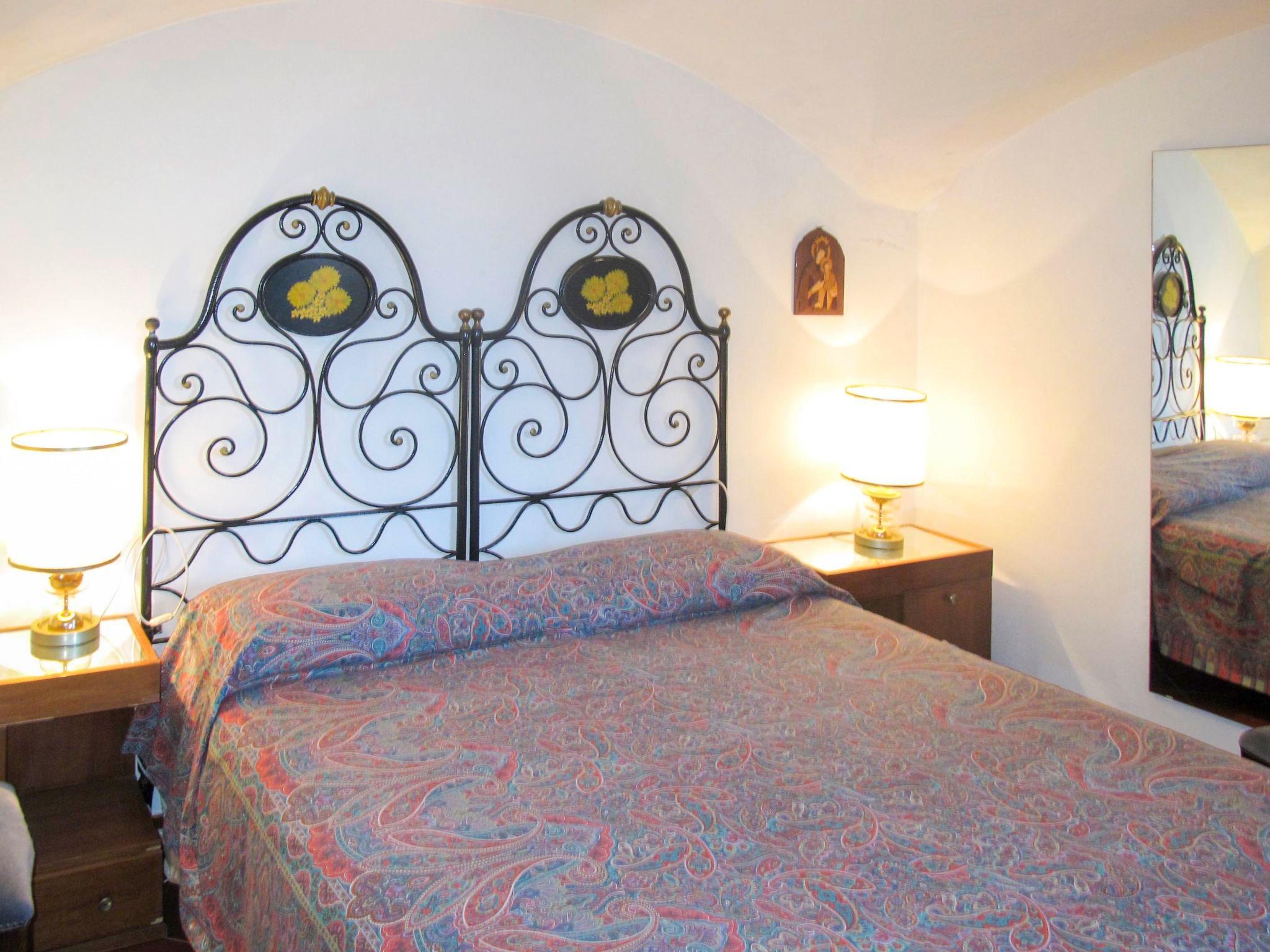 Photo 8 - Maison de 1 chambre à Andora avec terrasse et vues à la mer