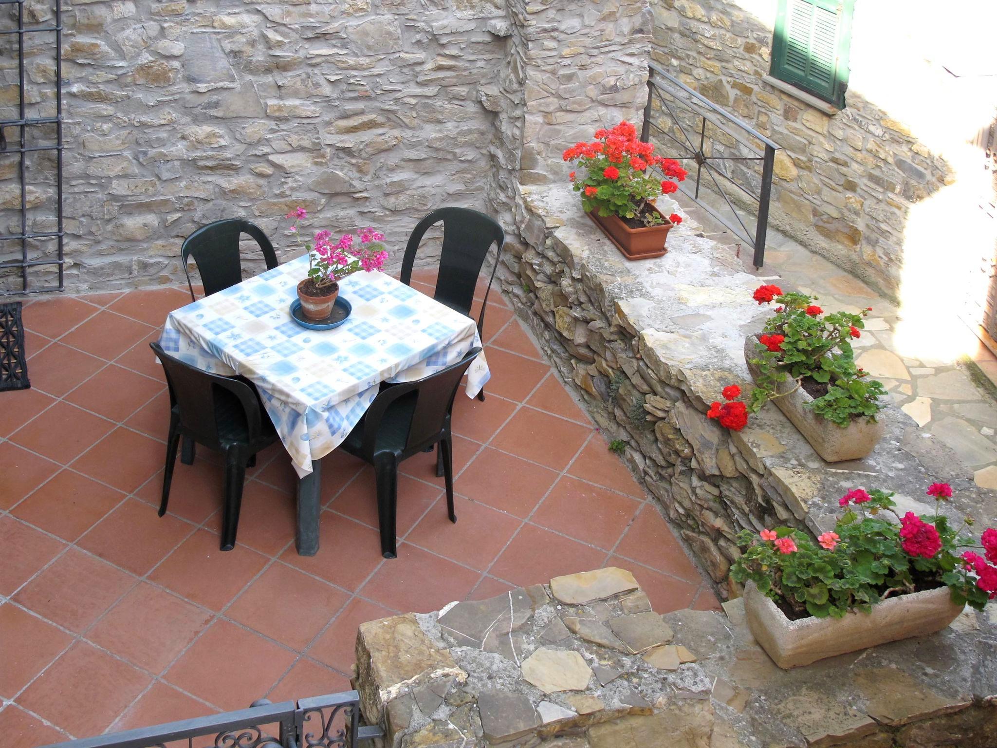 Photo 3 - Maison de 1 chambre à Andora avec terrasse et vues à la mer