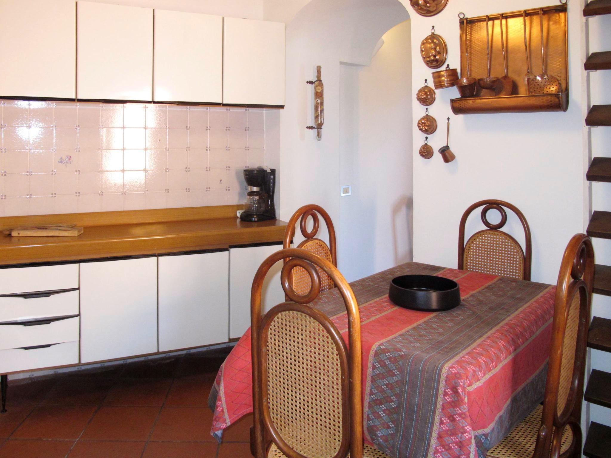 Foto 7 - Casa de 1 habitación en Andora con terraza y vistas al mar