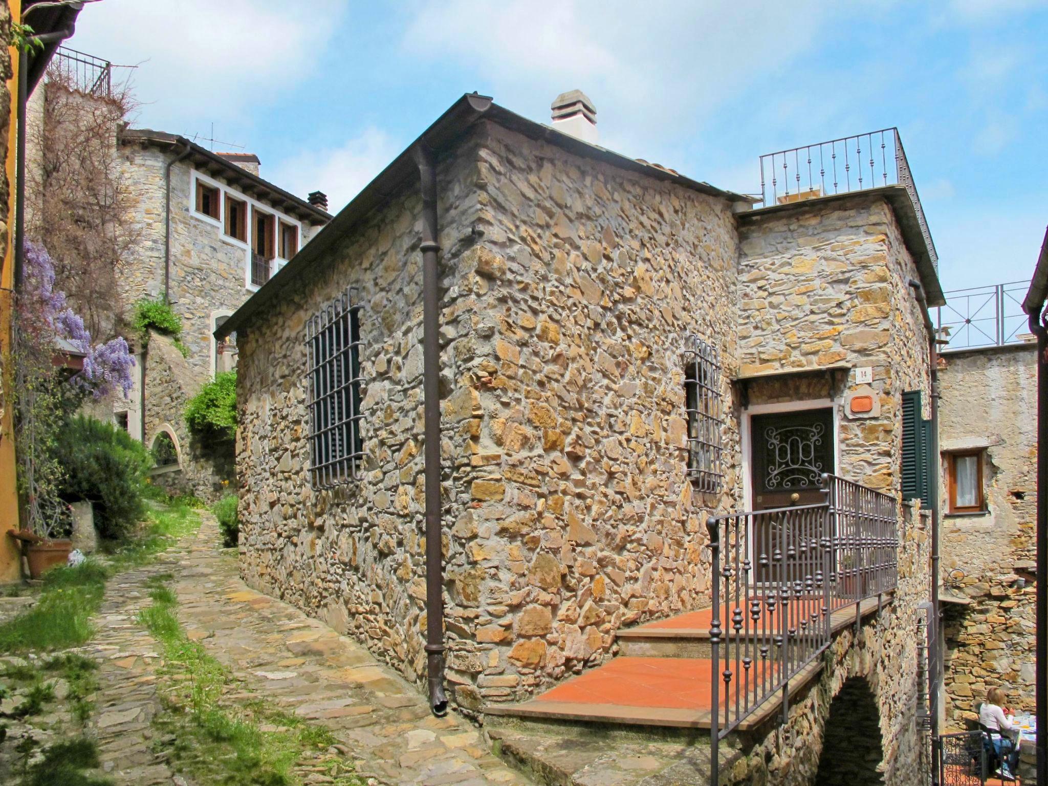 Foto 11 - Casa de 1 habitación en Andora con terraza y vistas al mar