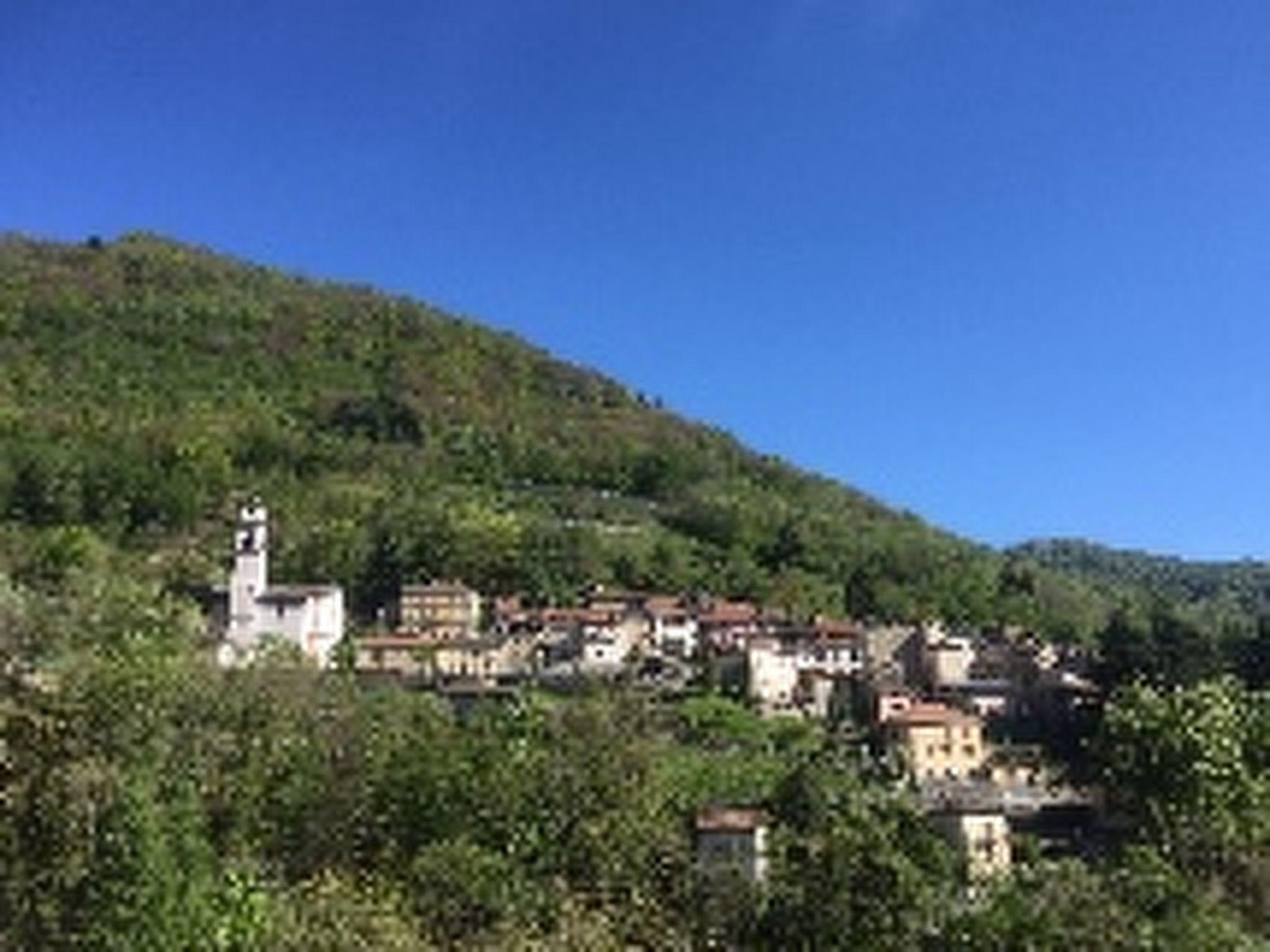 Foto 37 - Casa con 3 camere da letto a Breggia con piscina privata e vista sulle montagne