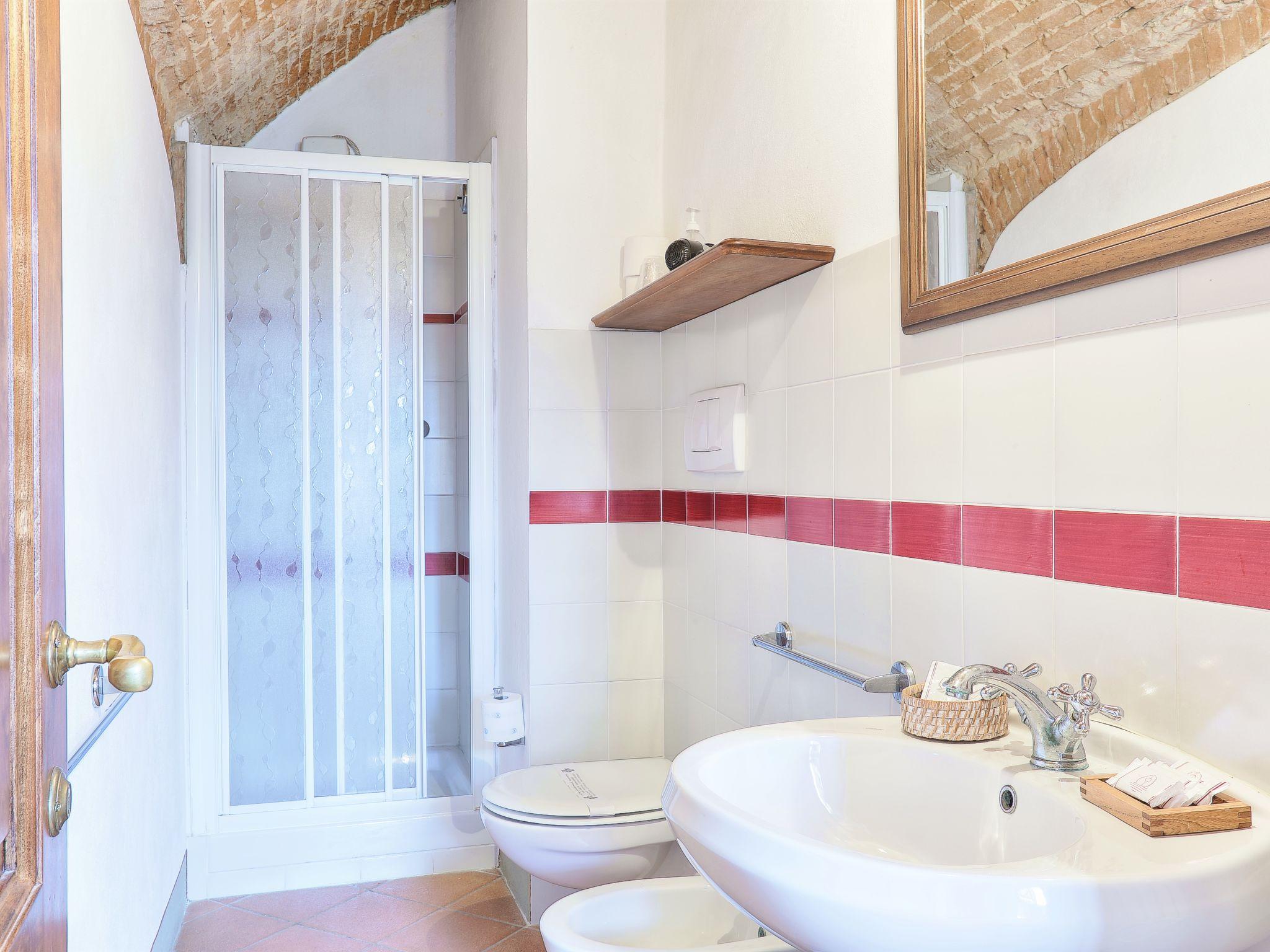 Foto 5 - Apartamento de 1 quarto em Bagno a Ripoli com piscina e jardim