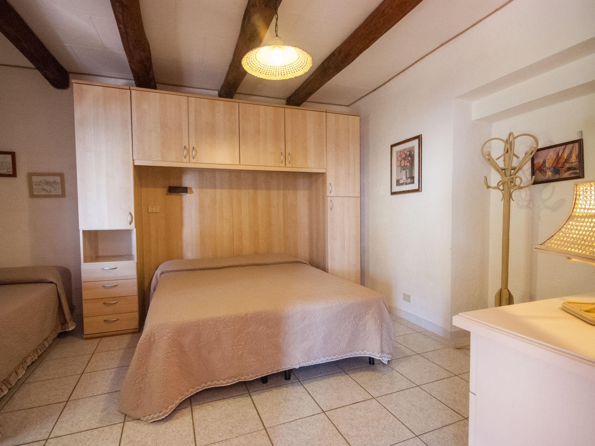 Foto 12 - Casa con 2 camere da letto a Capoliveri con giardino e vista mare