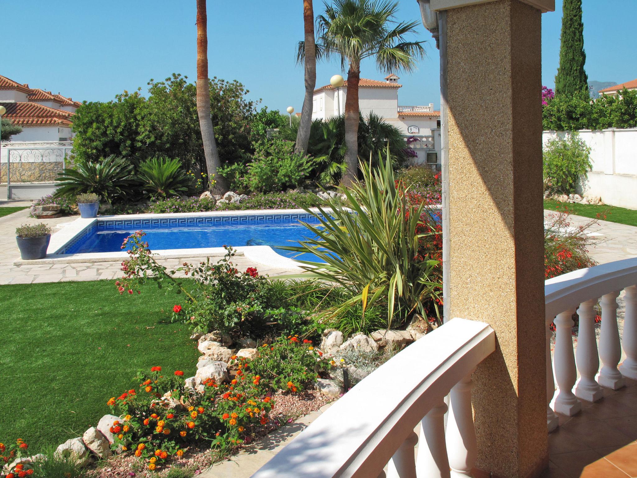 Photo 7 - Maison de 3 chambres à Mont-roig del Camp avec piscine privée et jardin