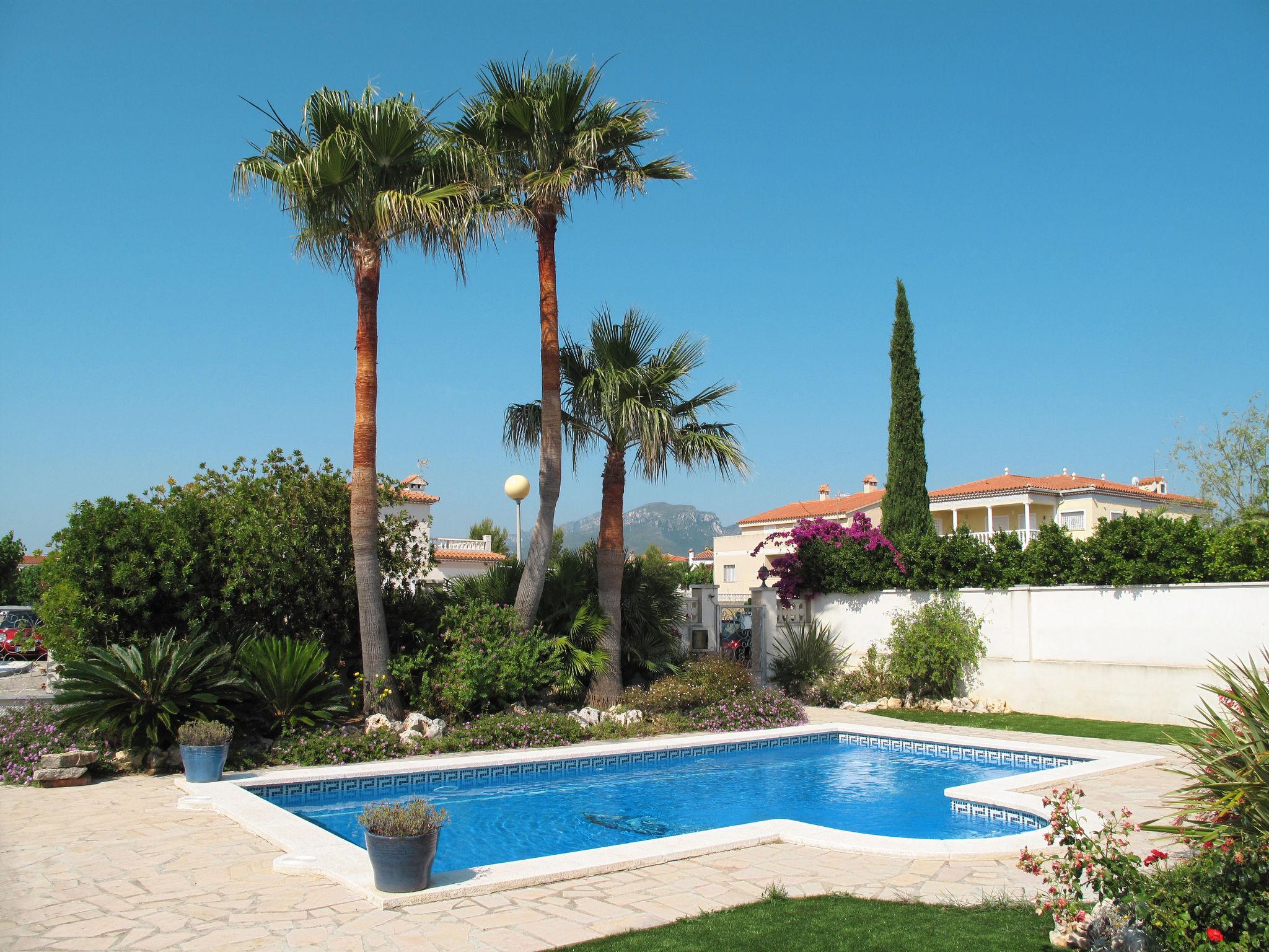 Photo 13 - Maison de 3 chambres à Mont-roig del Camp avec piscine privée et vues à la mer