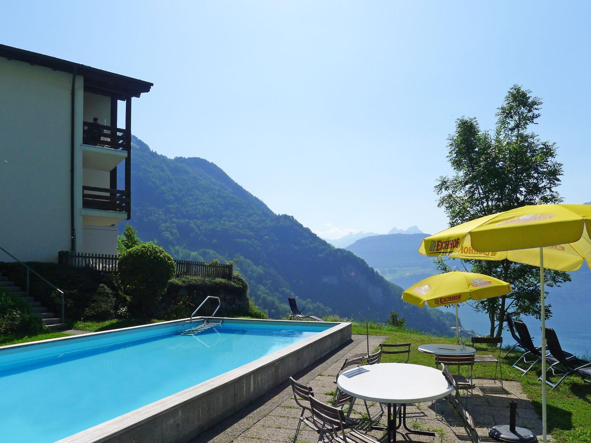 Foto 16 - Apartamento en Gersau con piscina y vistas a la montaña