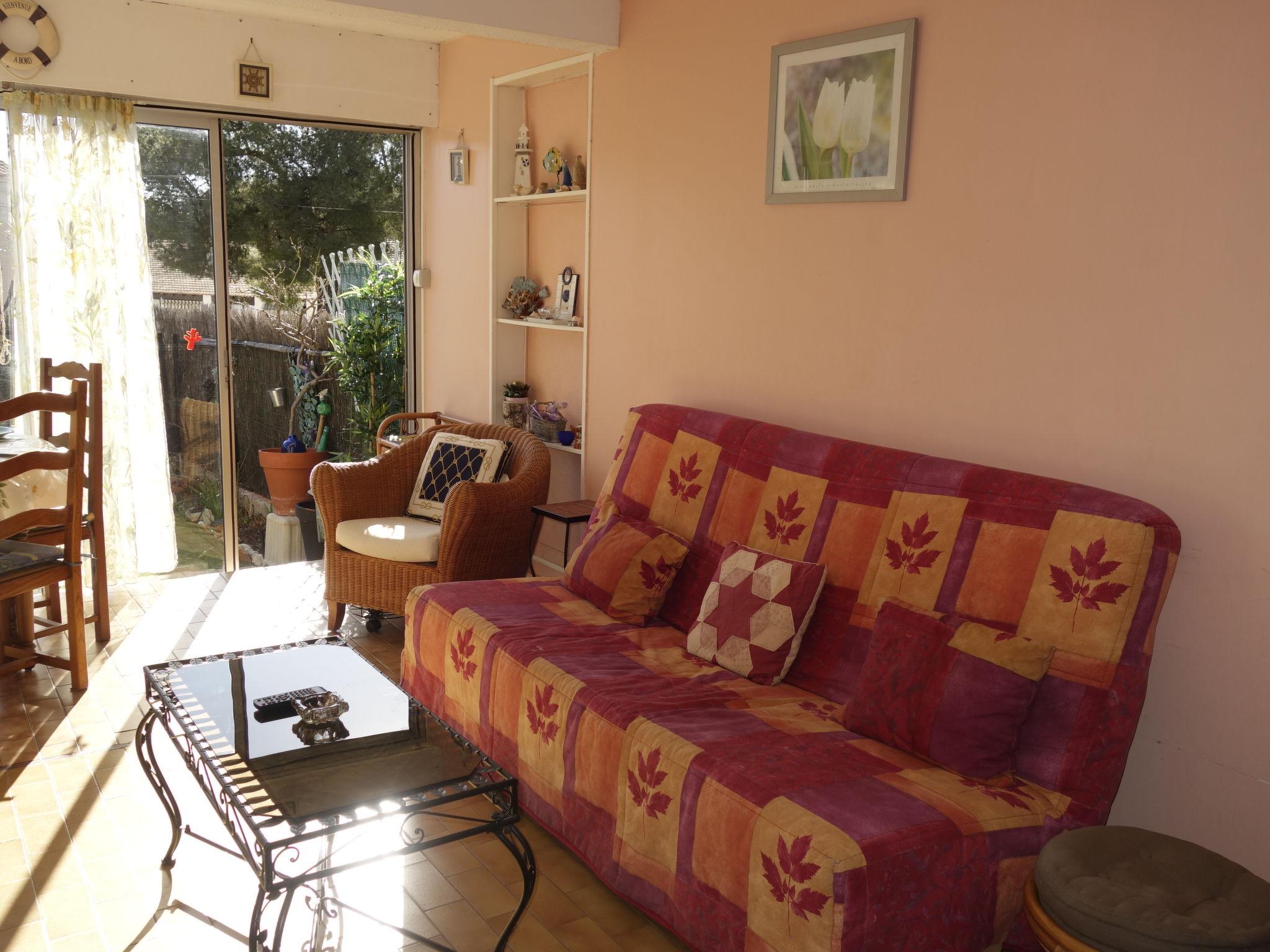 Foto 5 - Apartamento em Bandol com jardim e terraço