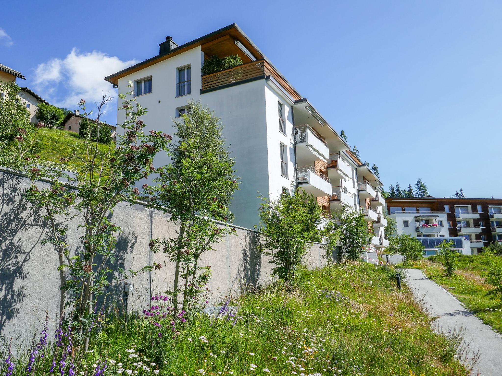 Photo 23 - Appartement de 2 chambres à Samedan avec jardin