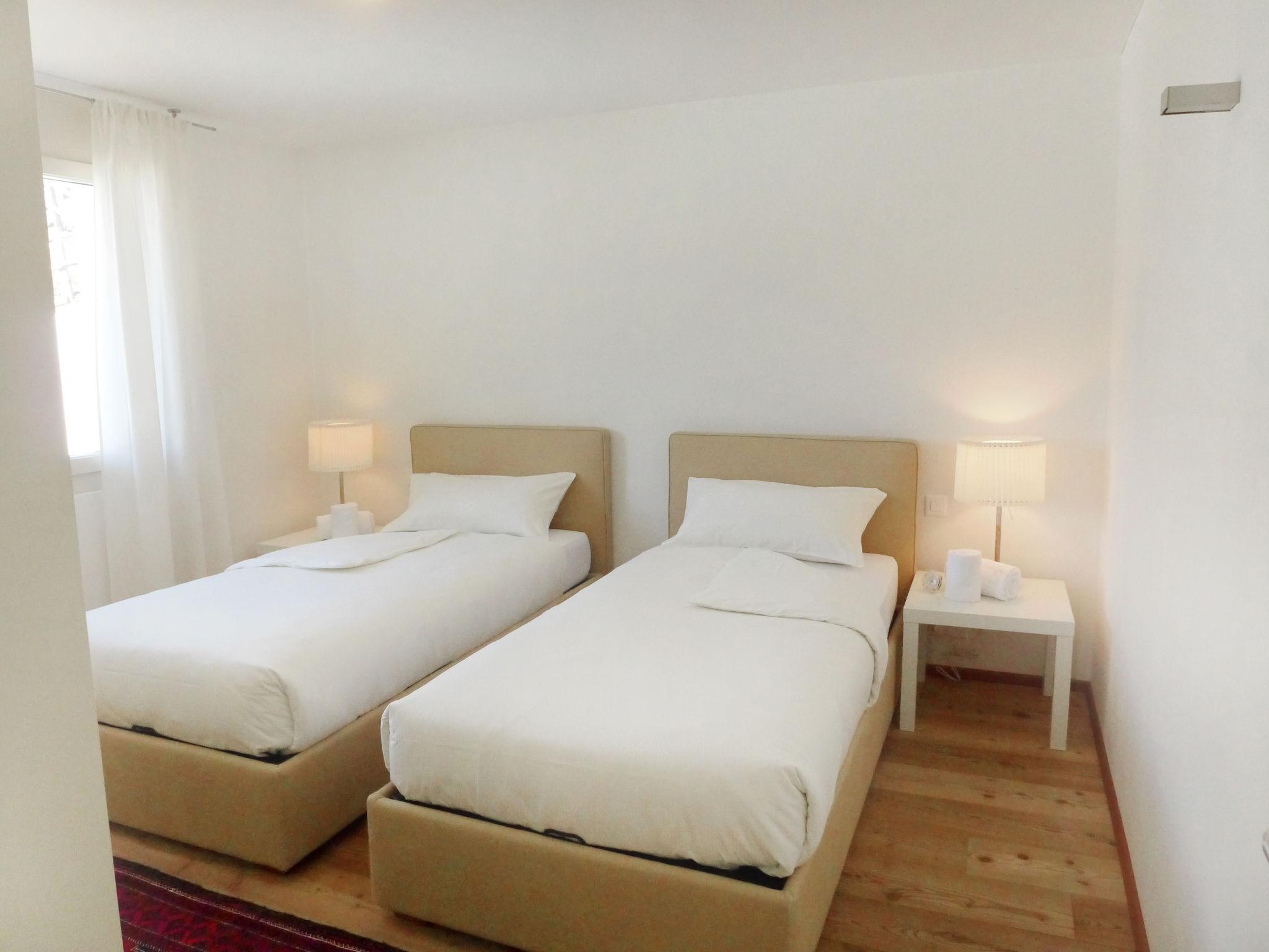 Foto 7 - Apartamento de 2 quartos em Samedan com jardim