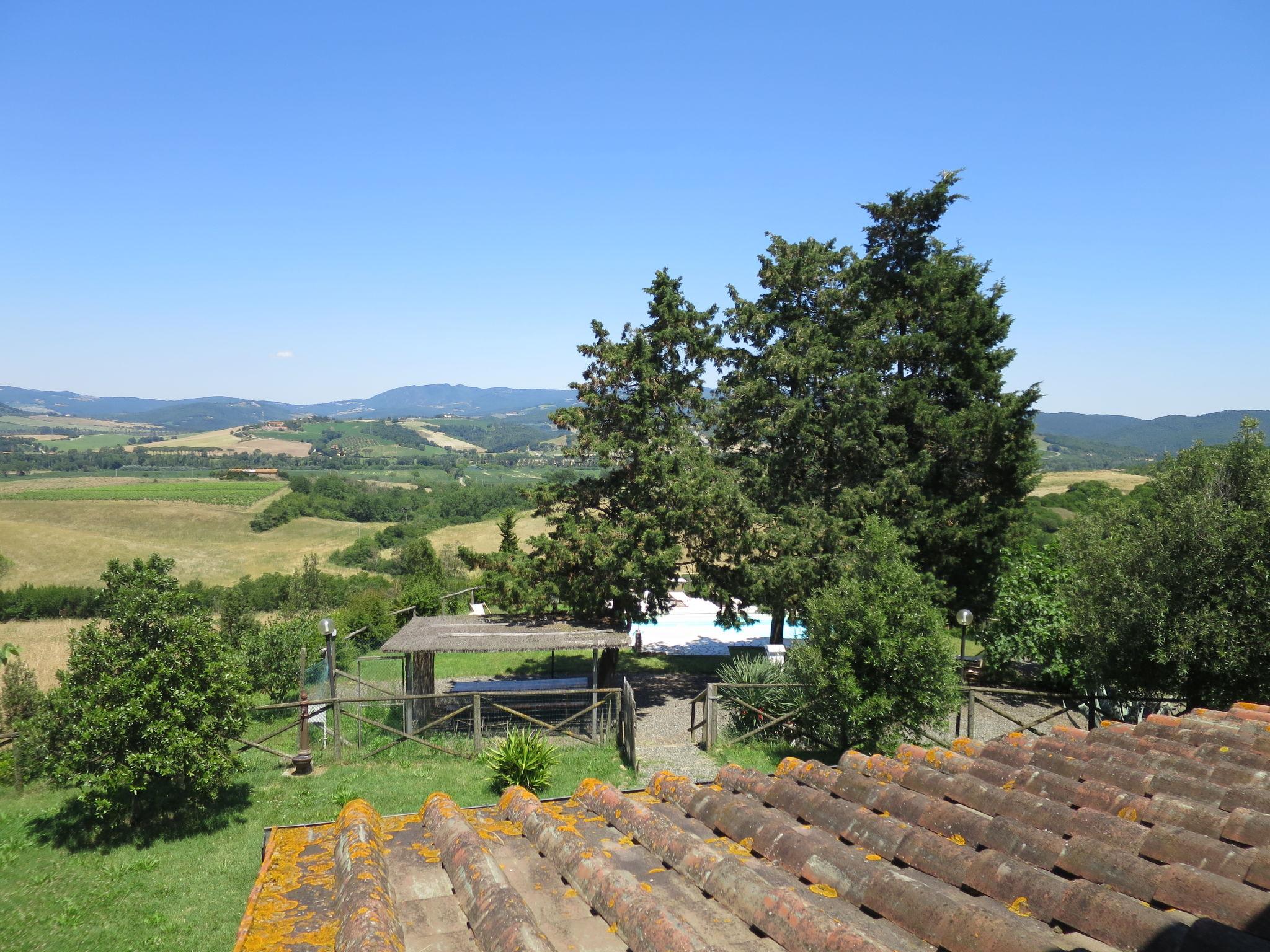 Foto 26 - Appartamento con 2 camere da letto a Montecatini Val di Cecina con piscina e vista mare