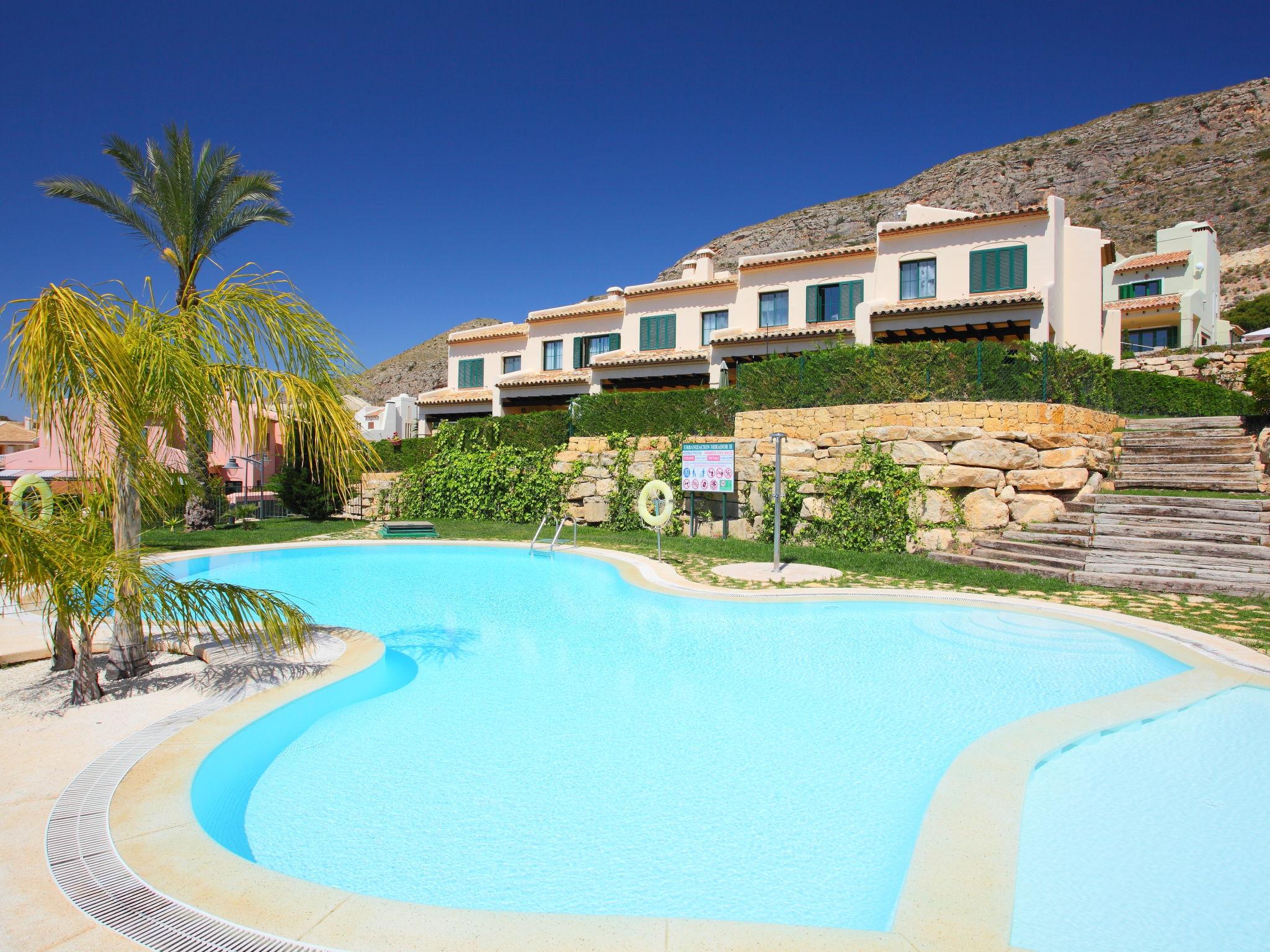 Foto 1 - Casa de 2 habitaciones en Finestrat con piscina y vistas al mar