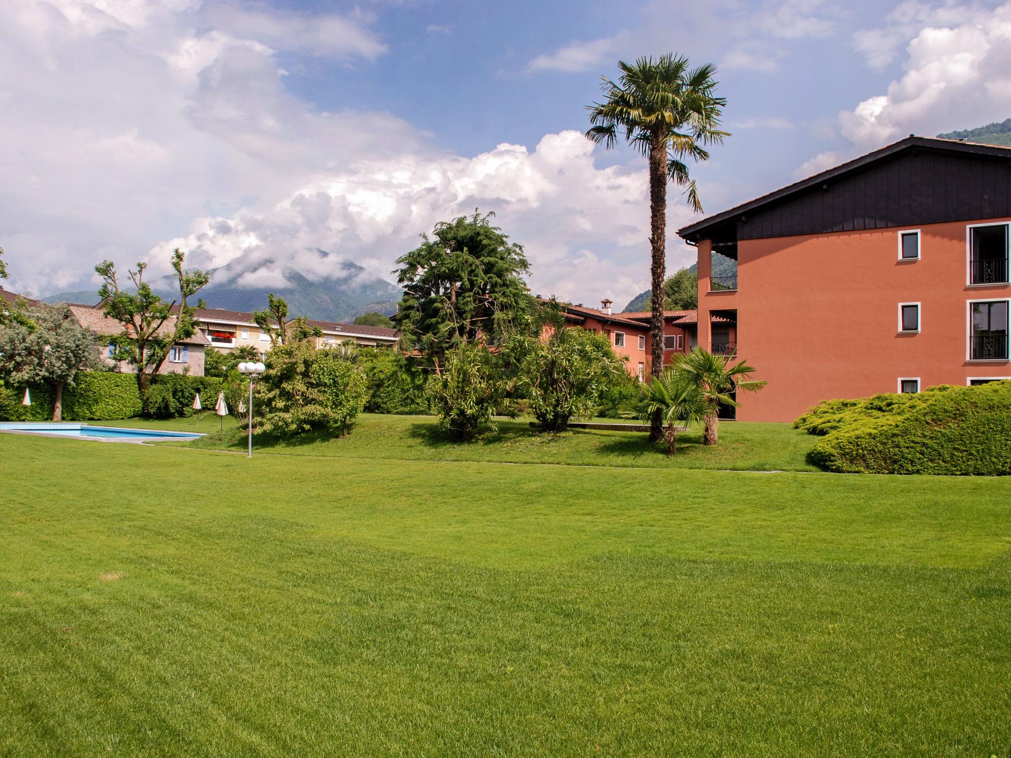 Foto 17 - Appartamento con 2 camere da letto a Ascona con piscina e vista sulle montagne