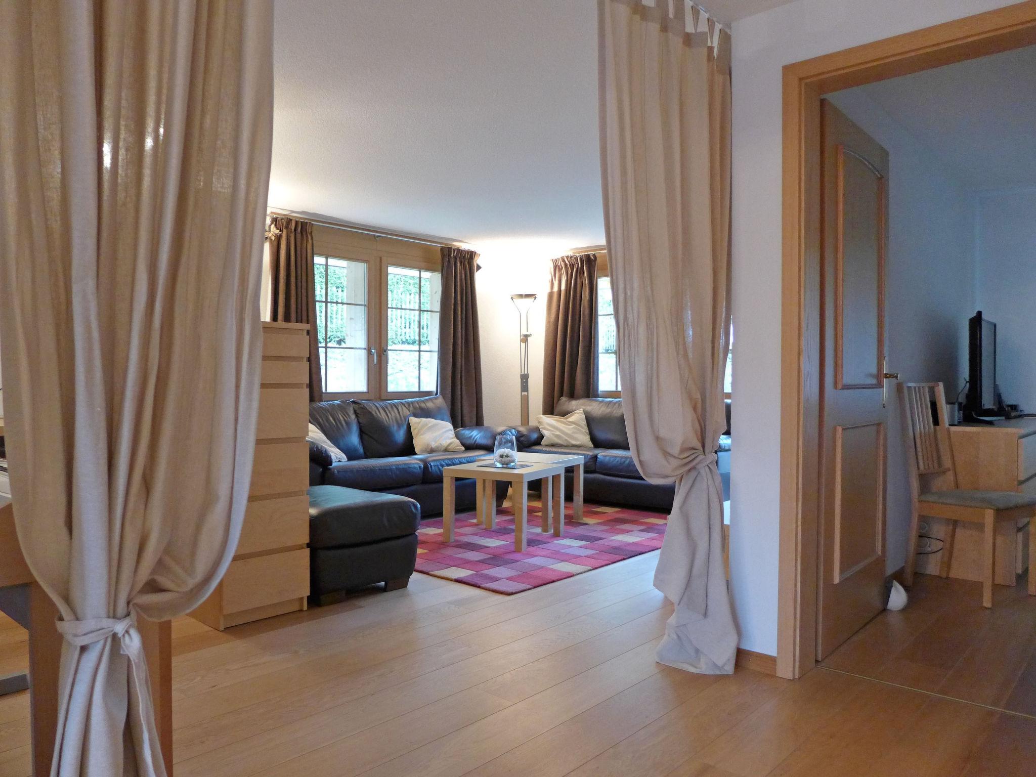 Photo 10 - 2 bedroom Apartment in Kandersteg with garden and terrace