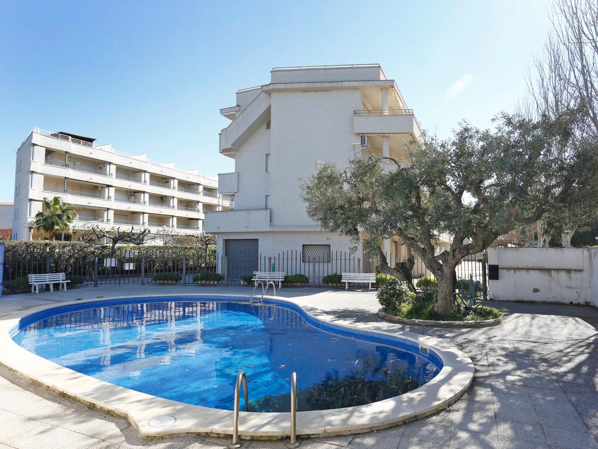 Foto 1 - Apartamento de 1 habitación en Cambrils con piscina y vistas al mar