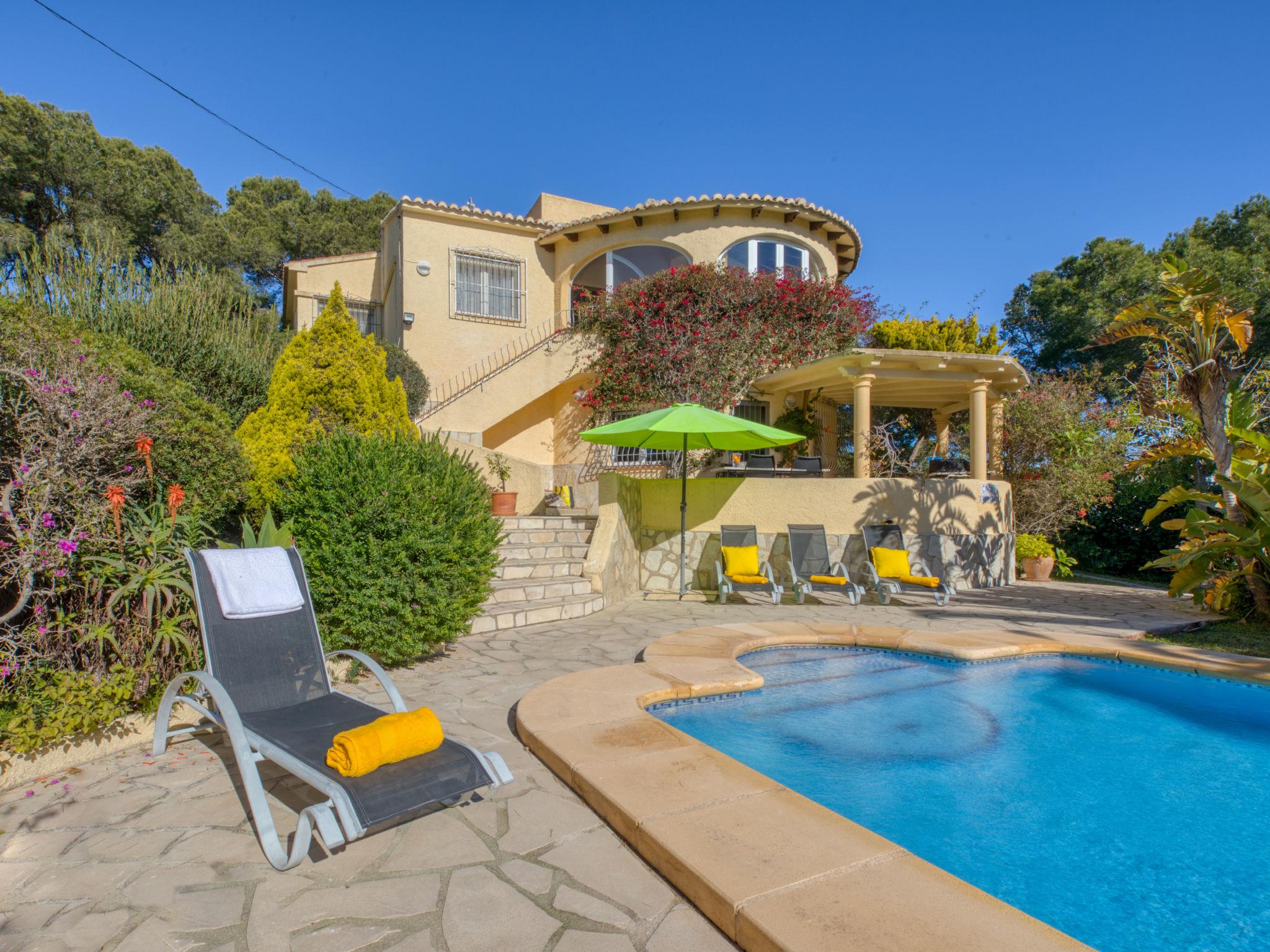 Foto 1 - Casa de 3 habitaciones en Jávea con piscina privada y jardín