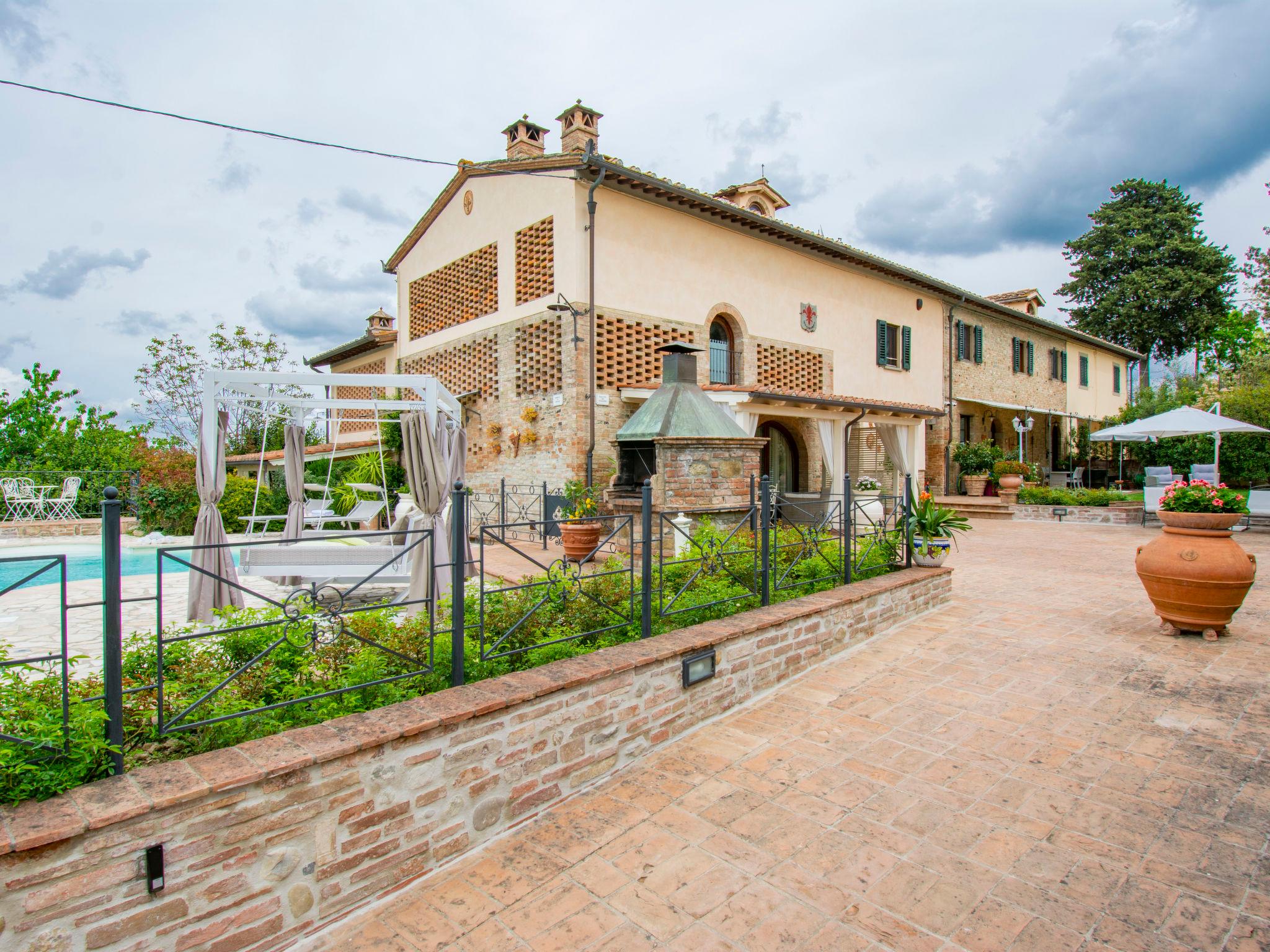 Photo 31 - 2 bedroom House in Castelfiorentino with swimming pool and garden