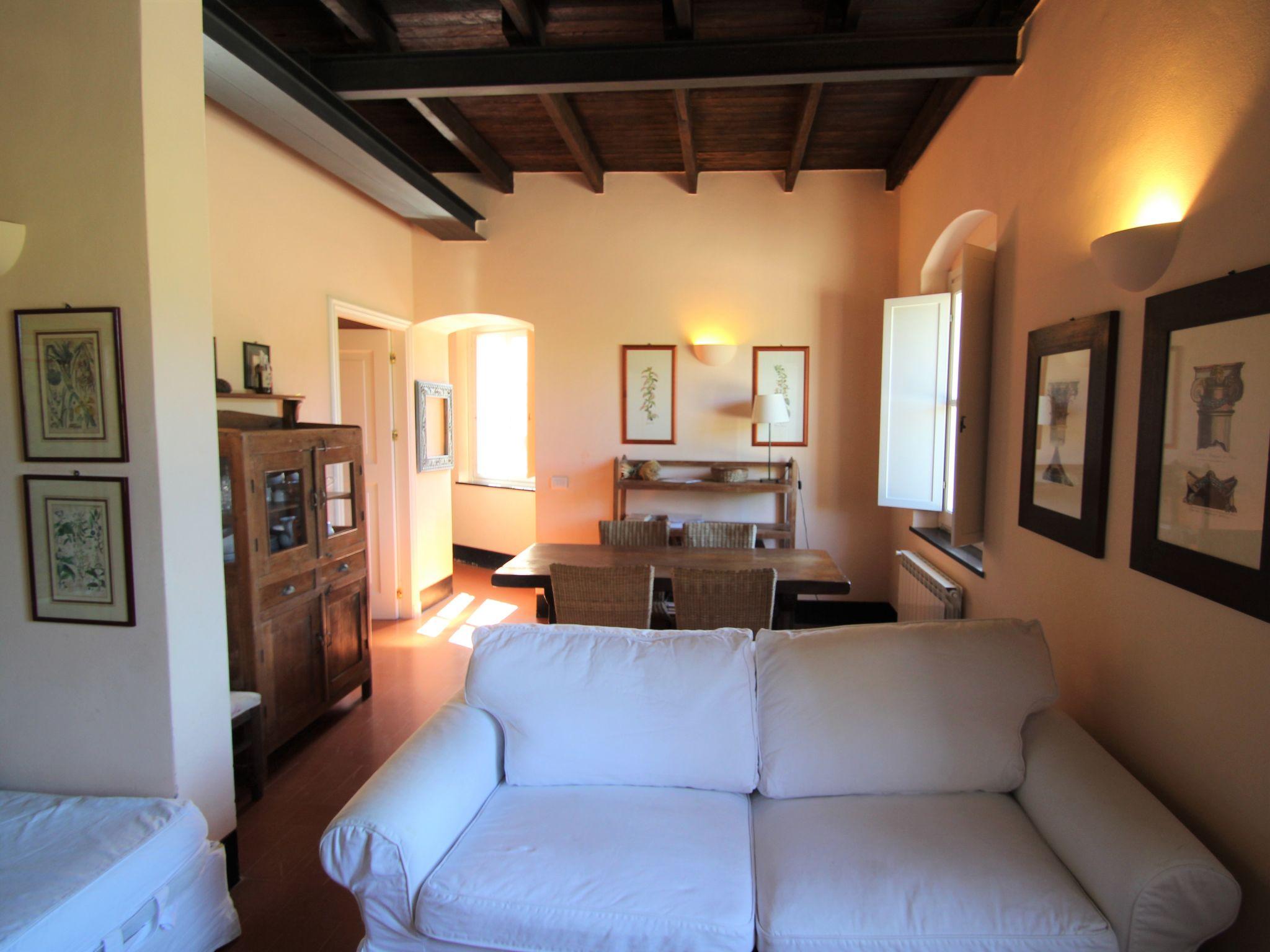 Photo 5 - 2 bedroom Apartment in Sestri Levante with garden and sea view
