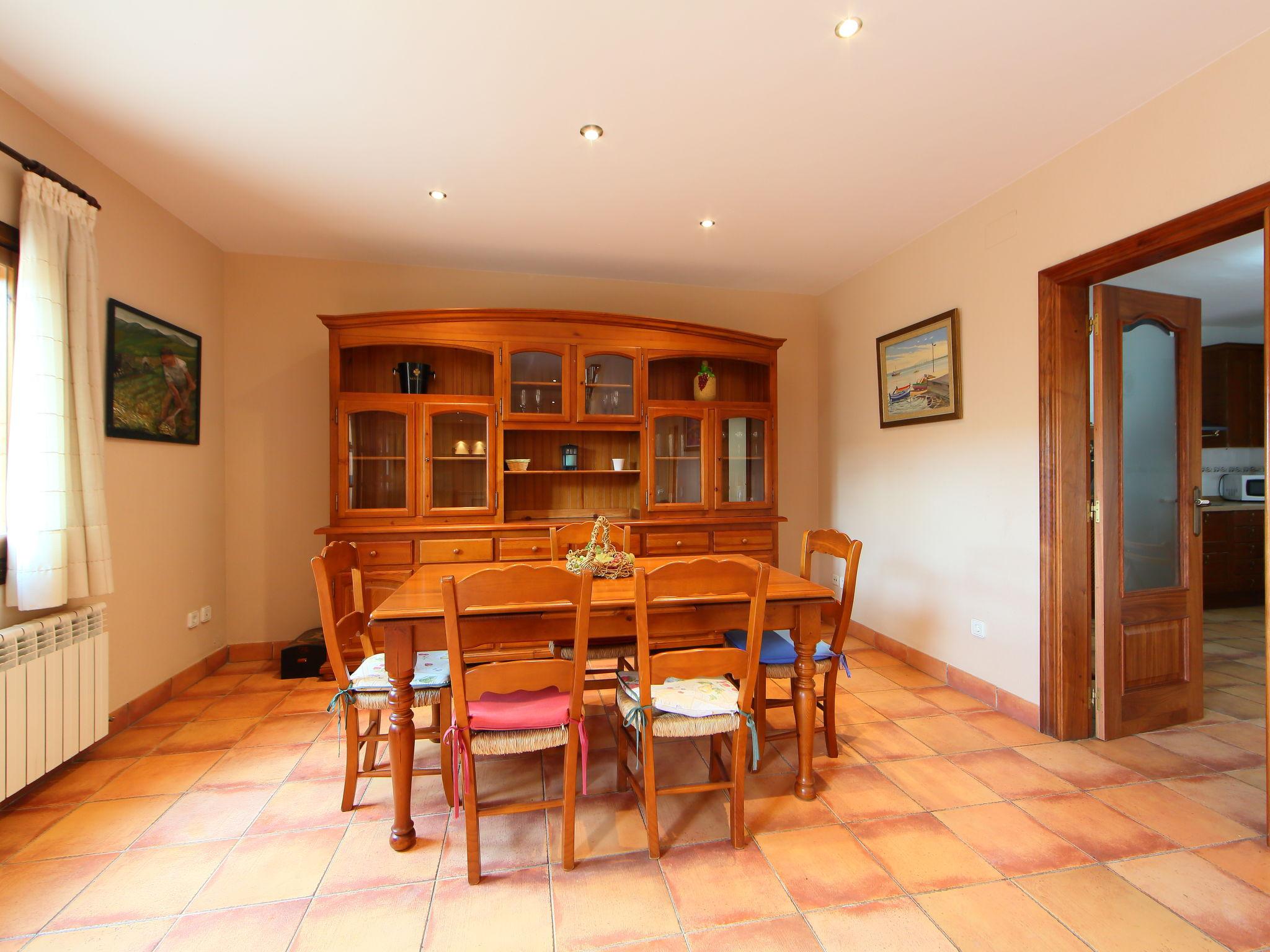 Photo 10 - 4 bedroom House in l'Ampolla with private pool and garden