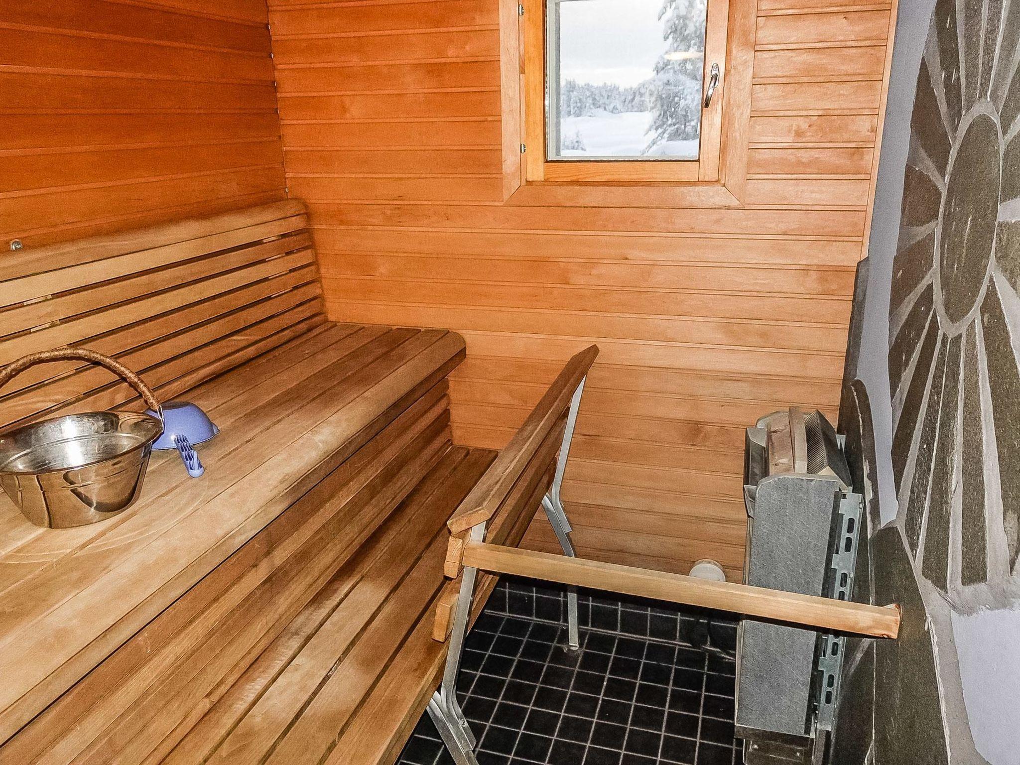 Foto 23 - Casa de 2 habitaciones en Enontekiö con sauna y vistas a la montaña