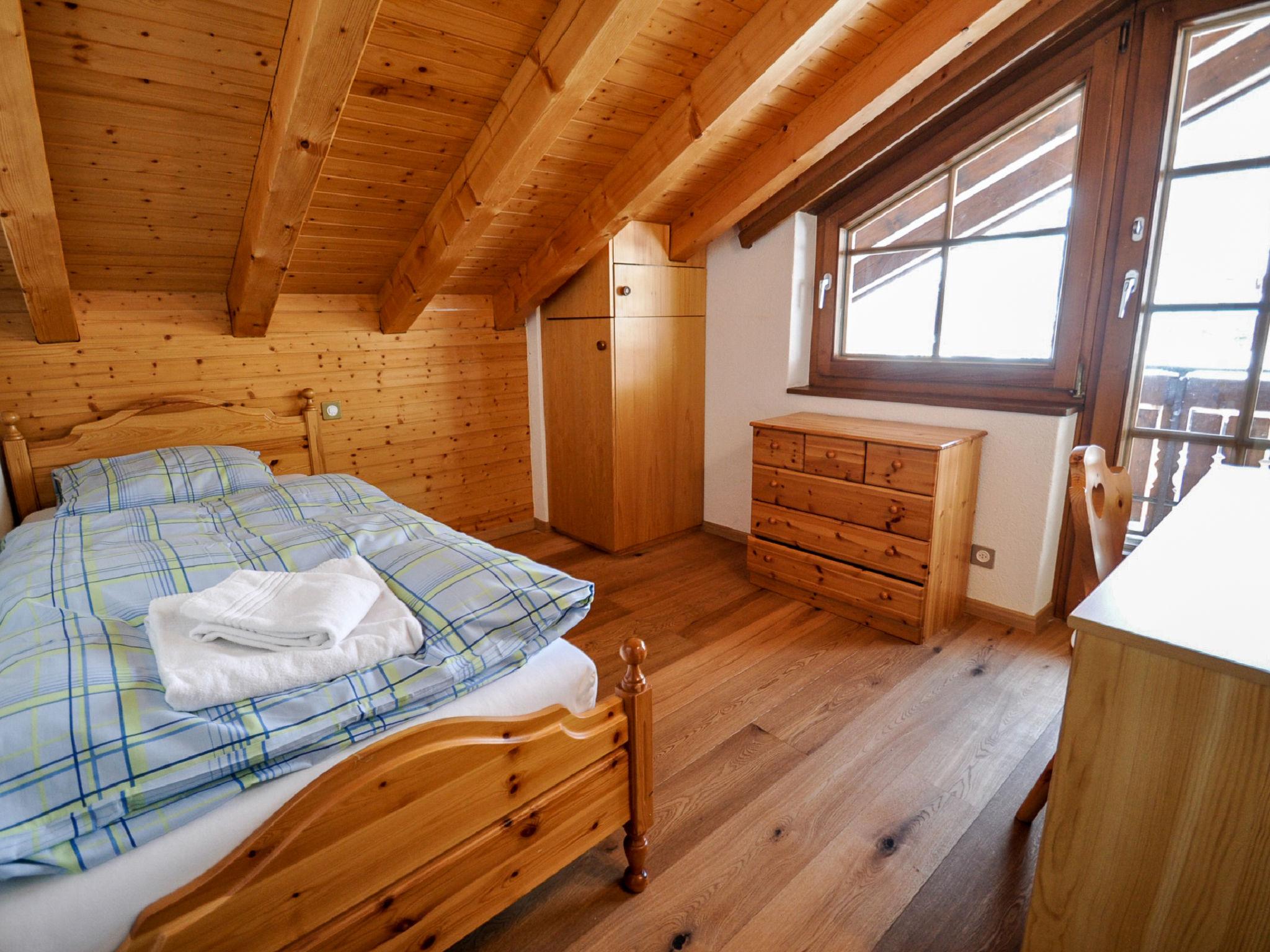 Foto 14 - Apartamento de 4 quartos em Zermatt com jardim